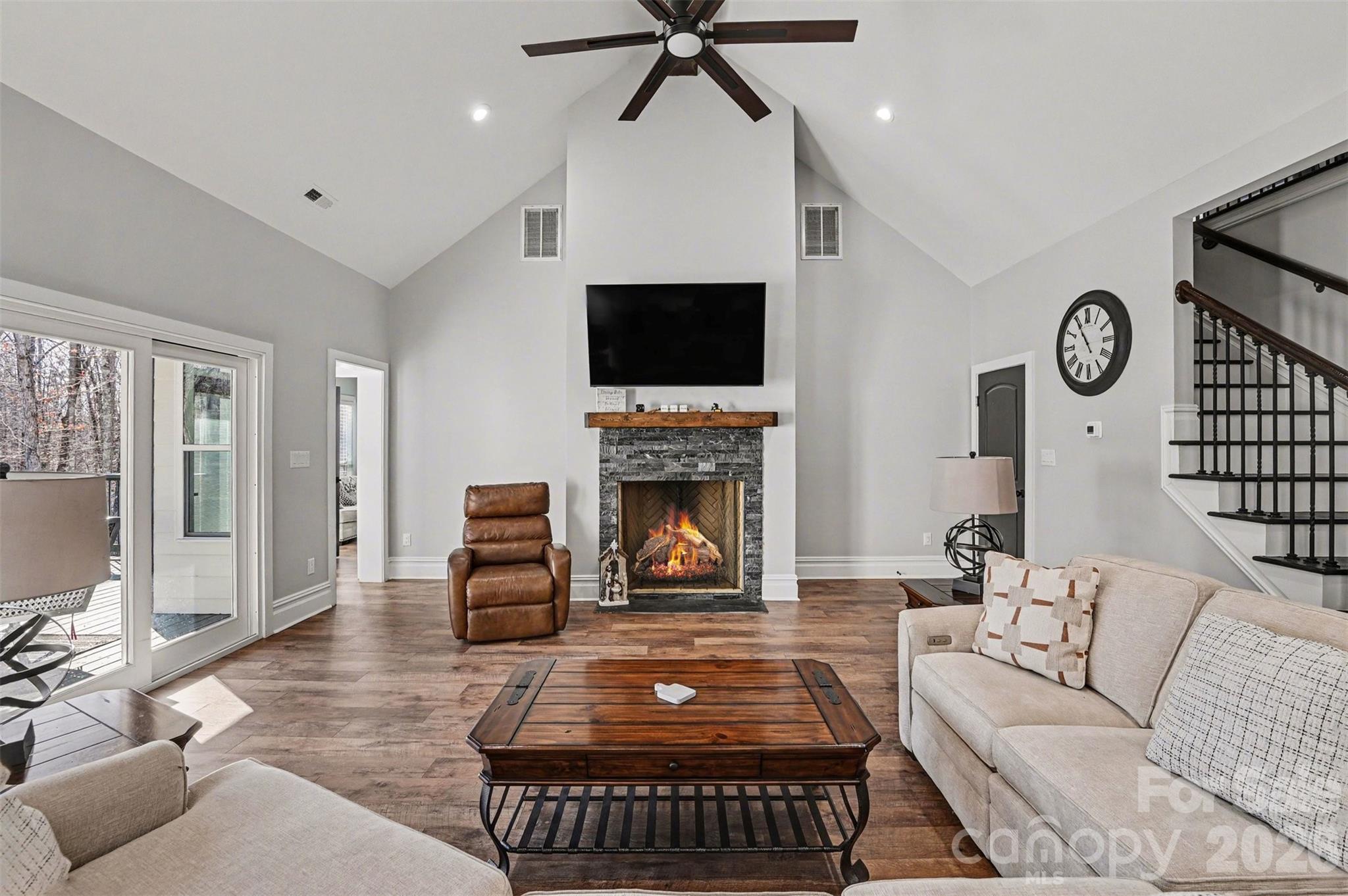 15200 August Lane — Charlotte