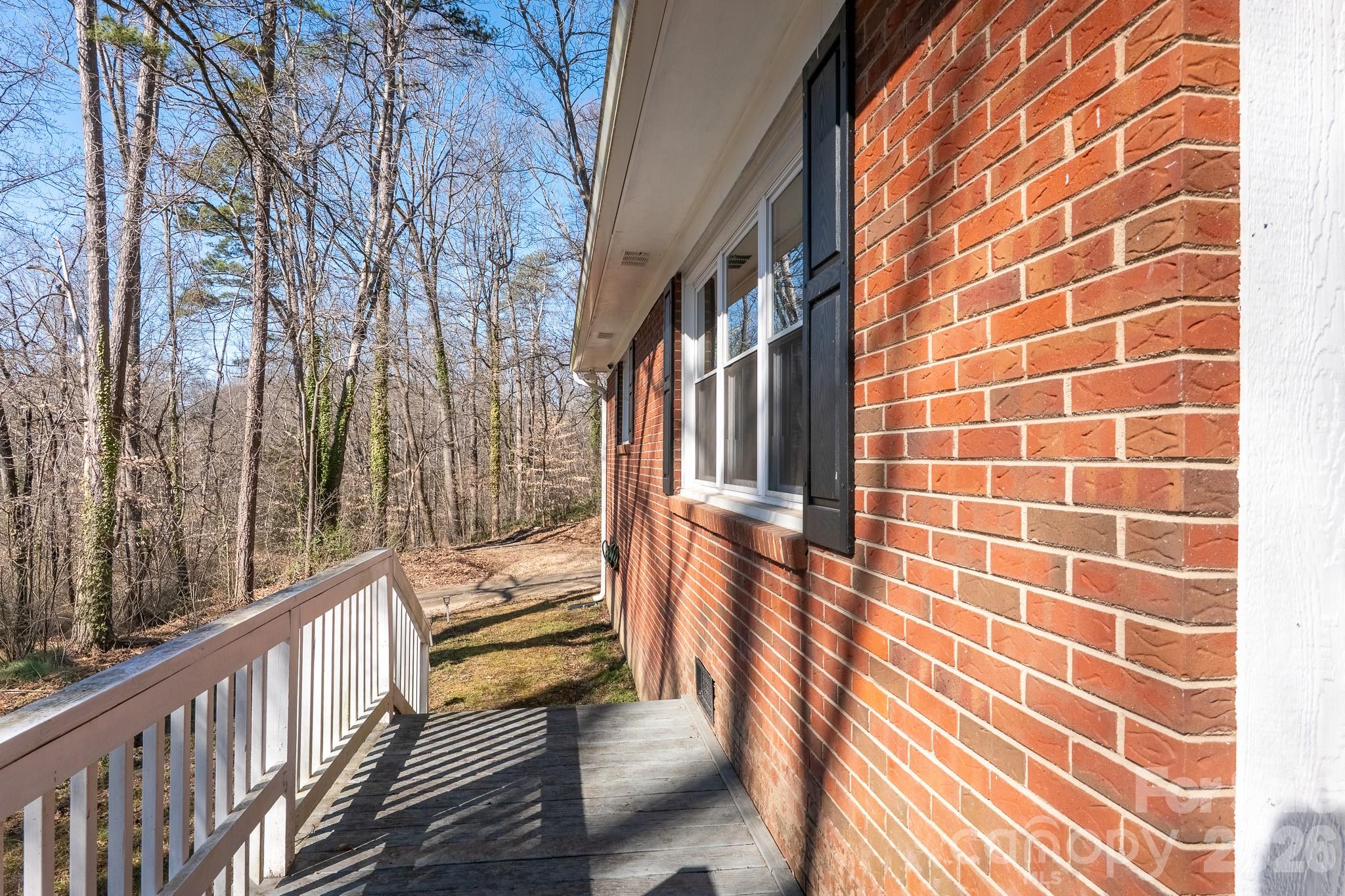 926 Mauney Road — Stanley
