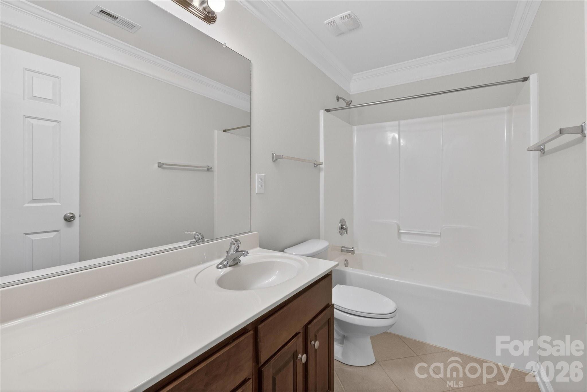 2141 Lord Proprietor Lane — Waxhaw