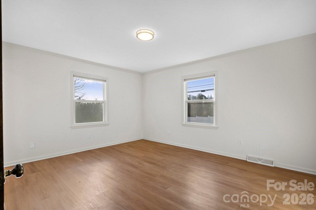 16808 Knoxwood Drive — Huntersville