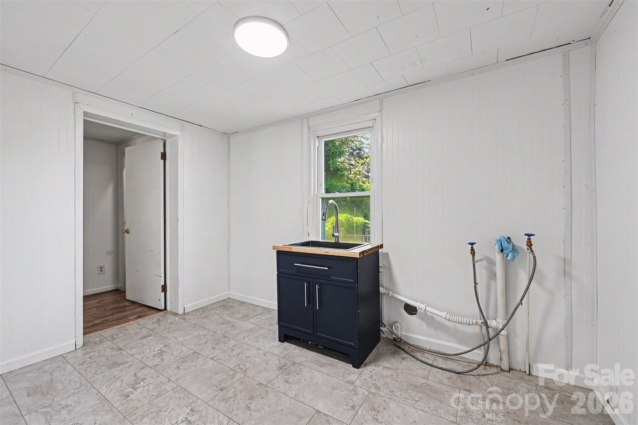 139 Blackburn Drive — Grover