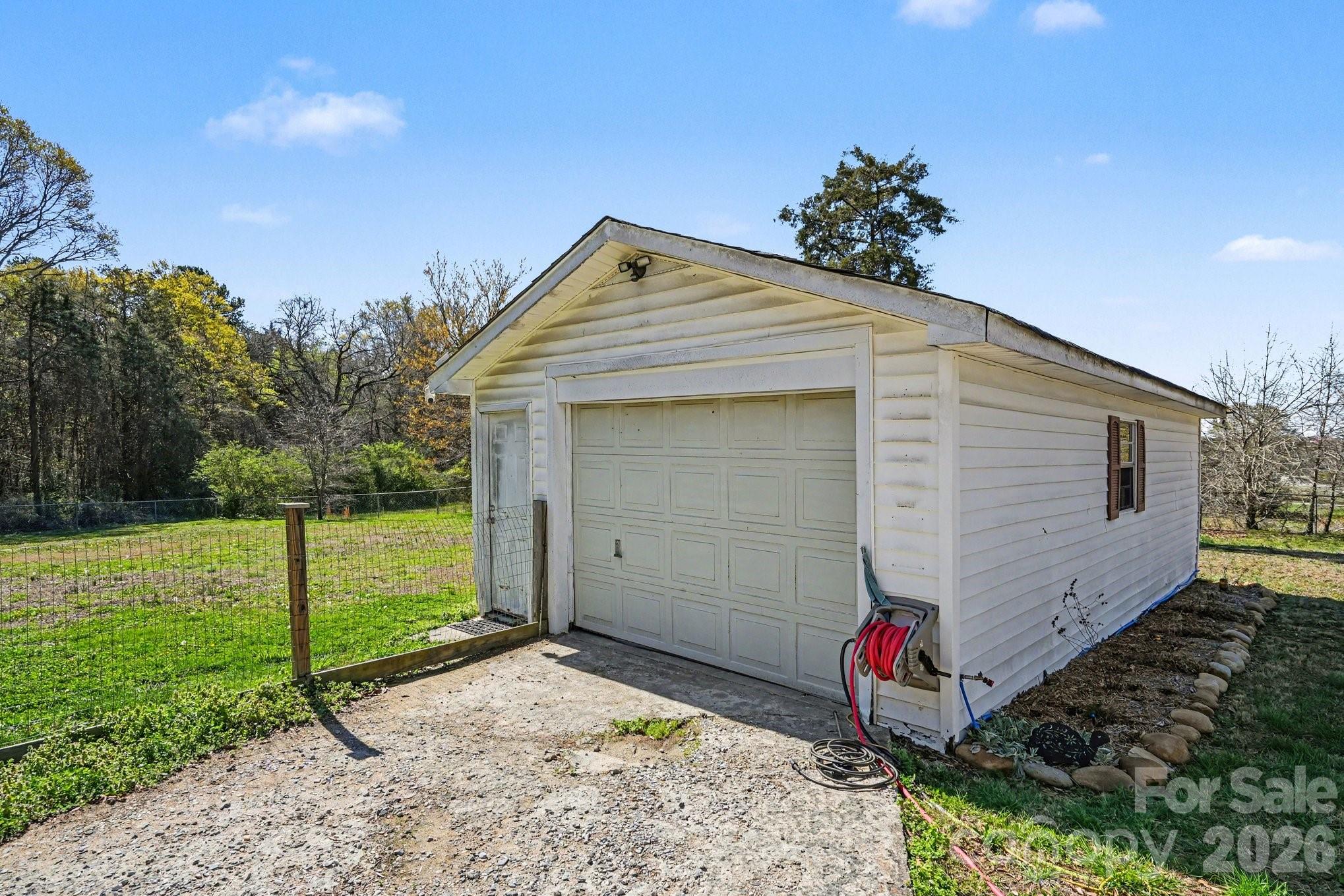 139 Blackburn Drive — Grover