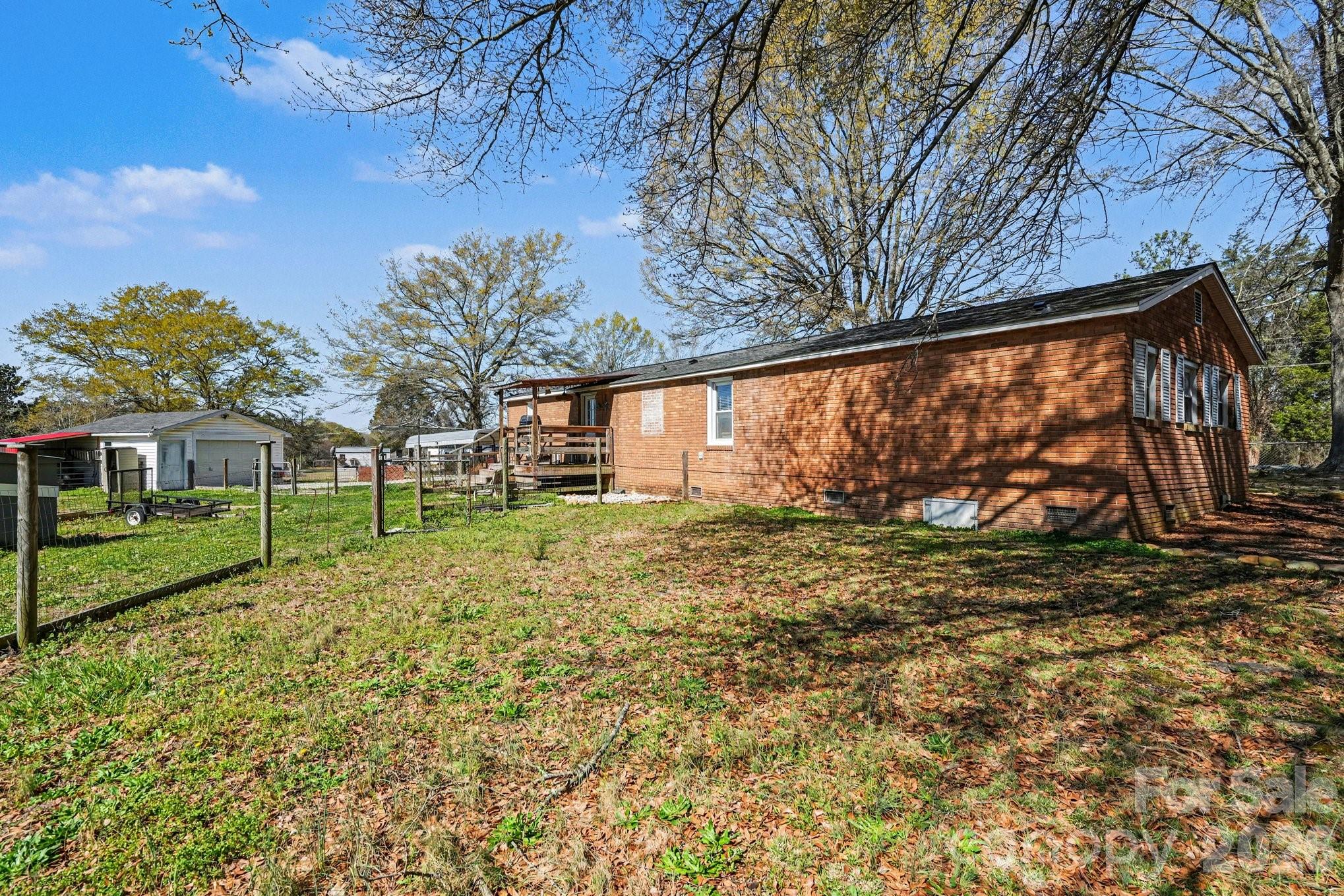139 Blackburn Drive — Grover