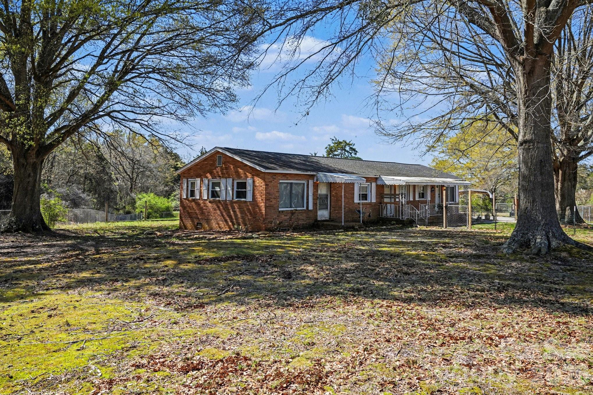 139 Blackburn Drive — Grover
