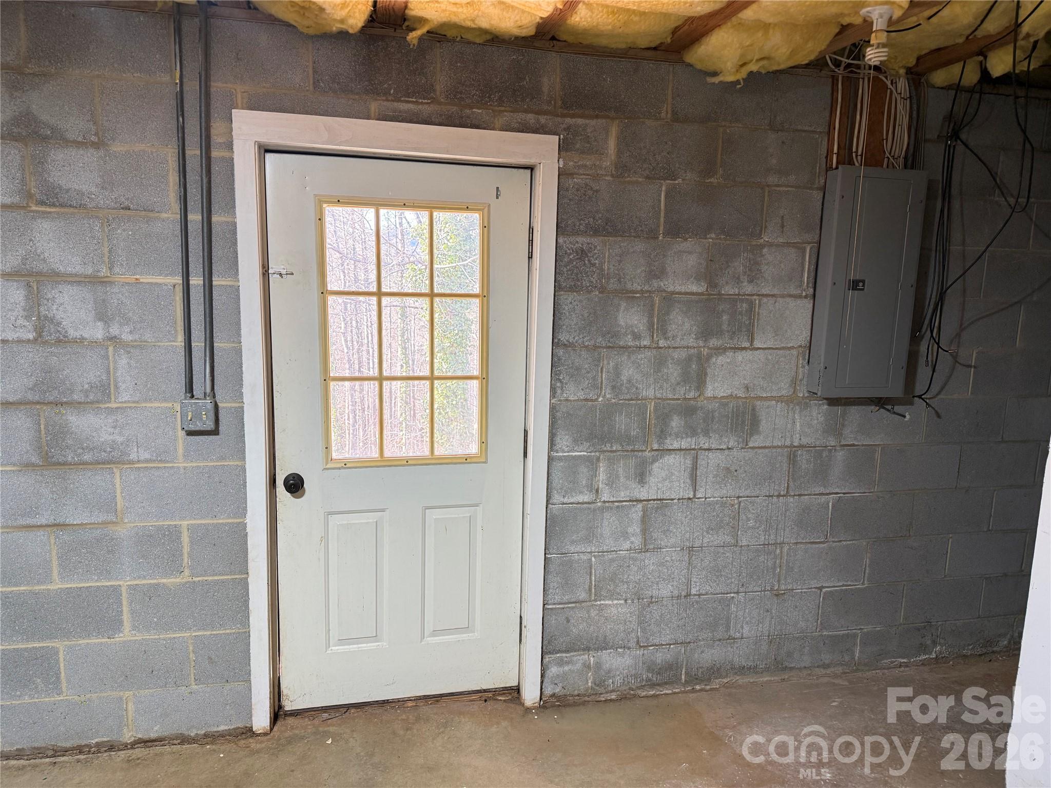 628 Hidden View Loop — Marion