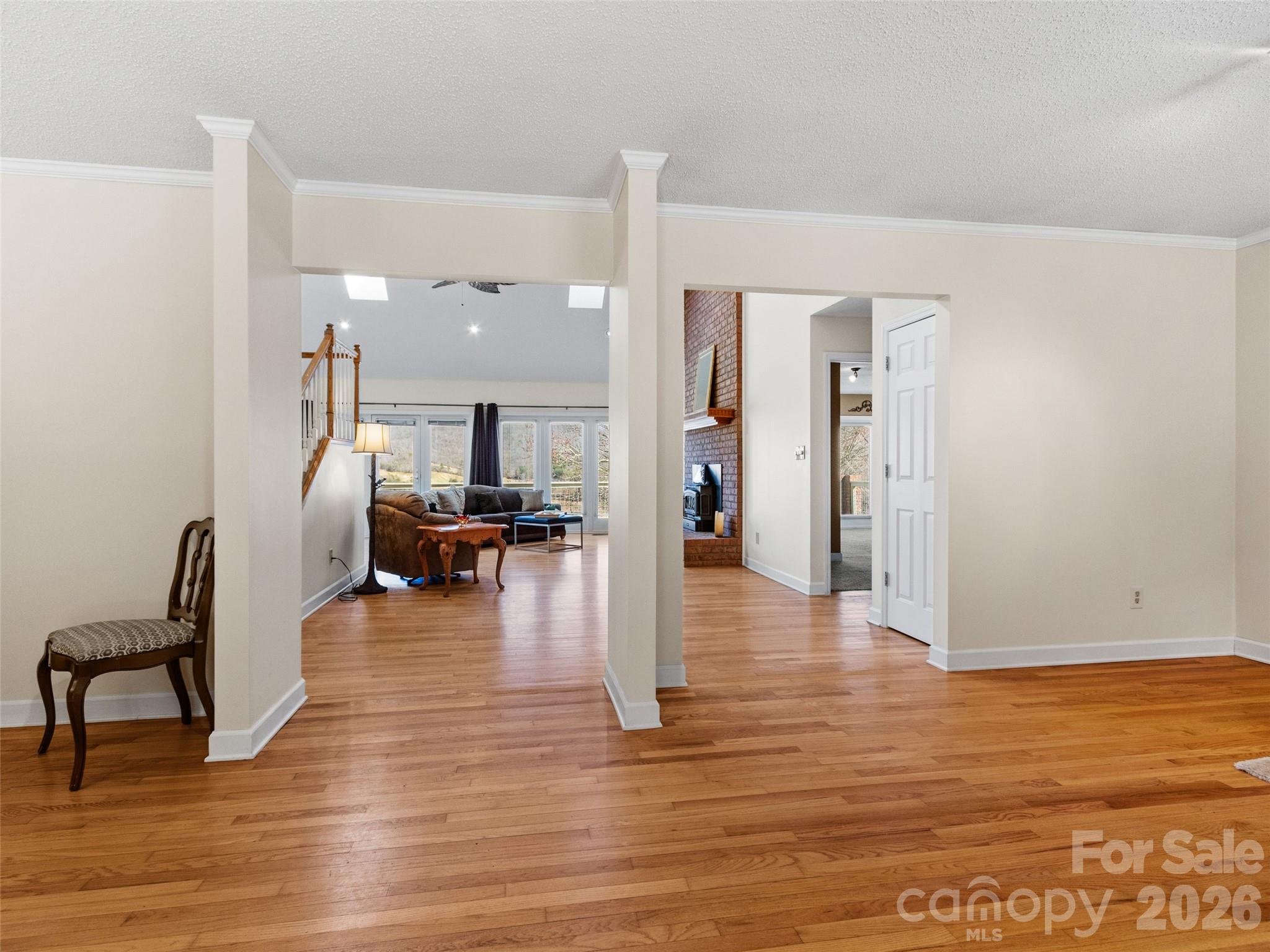 126 Hillcrest Drive — Barnardsville