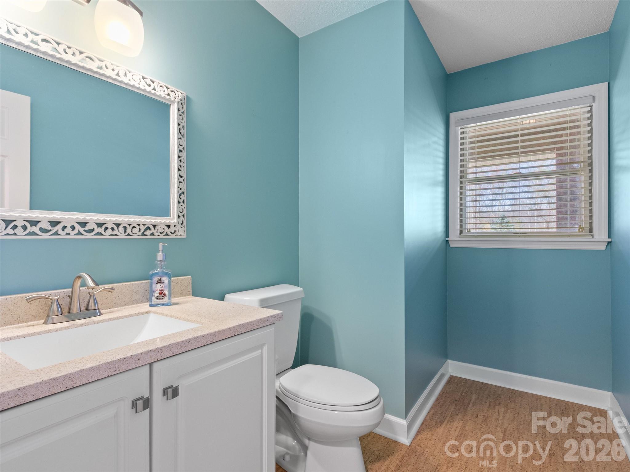 126 Hillcrest Drive — Barnardsville