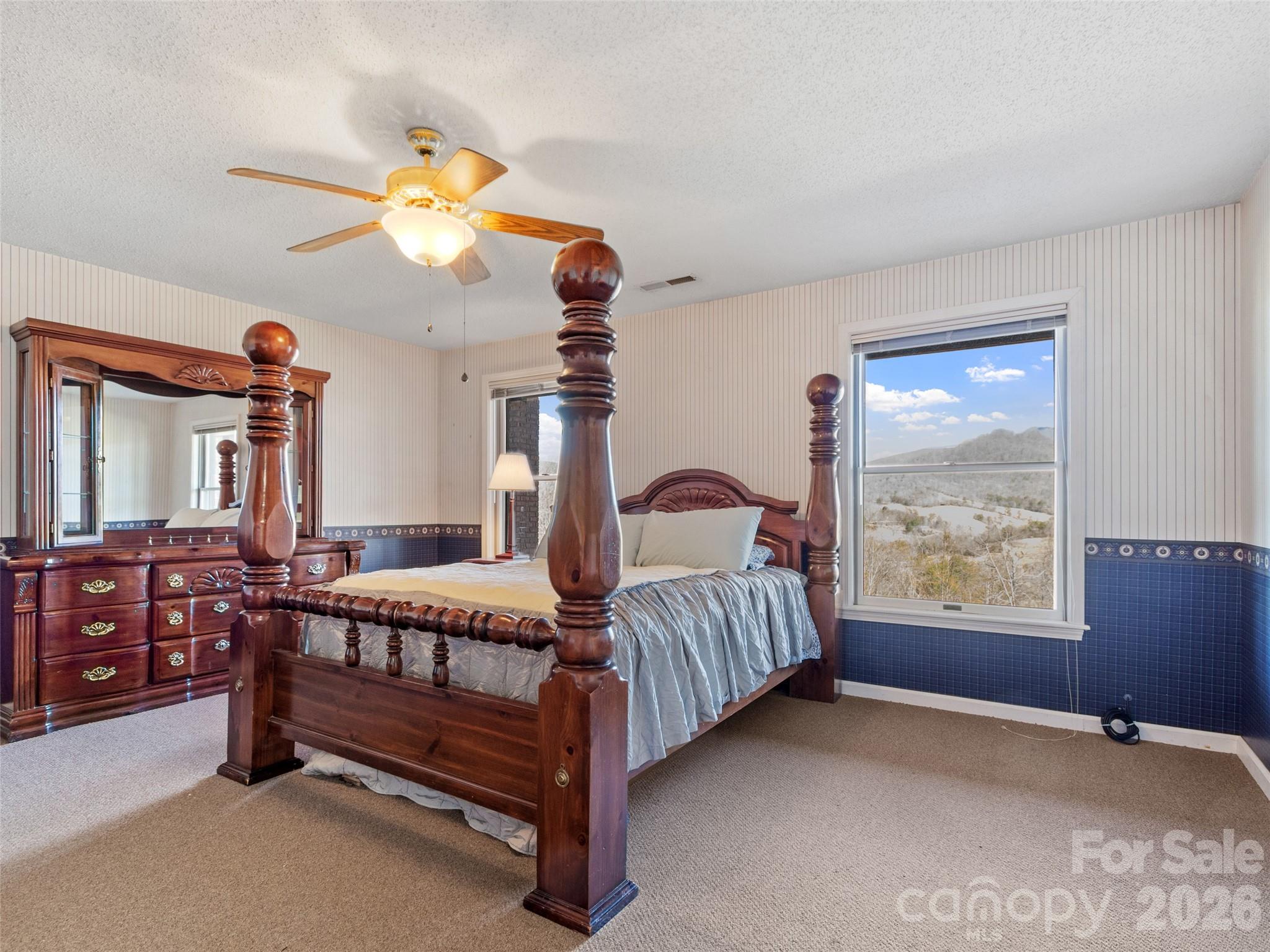 126 Hillcrest Drive — Barnardsville