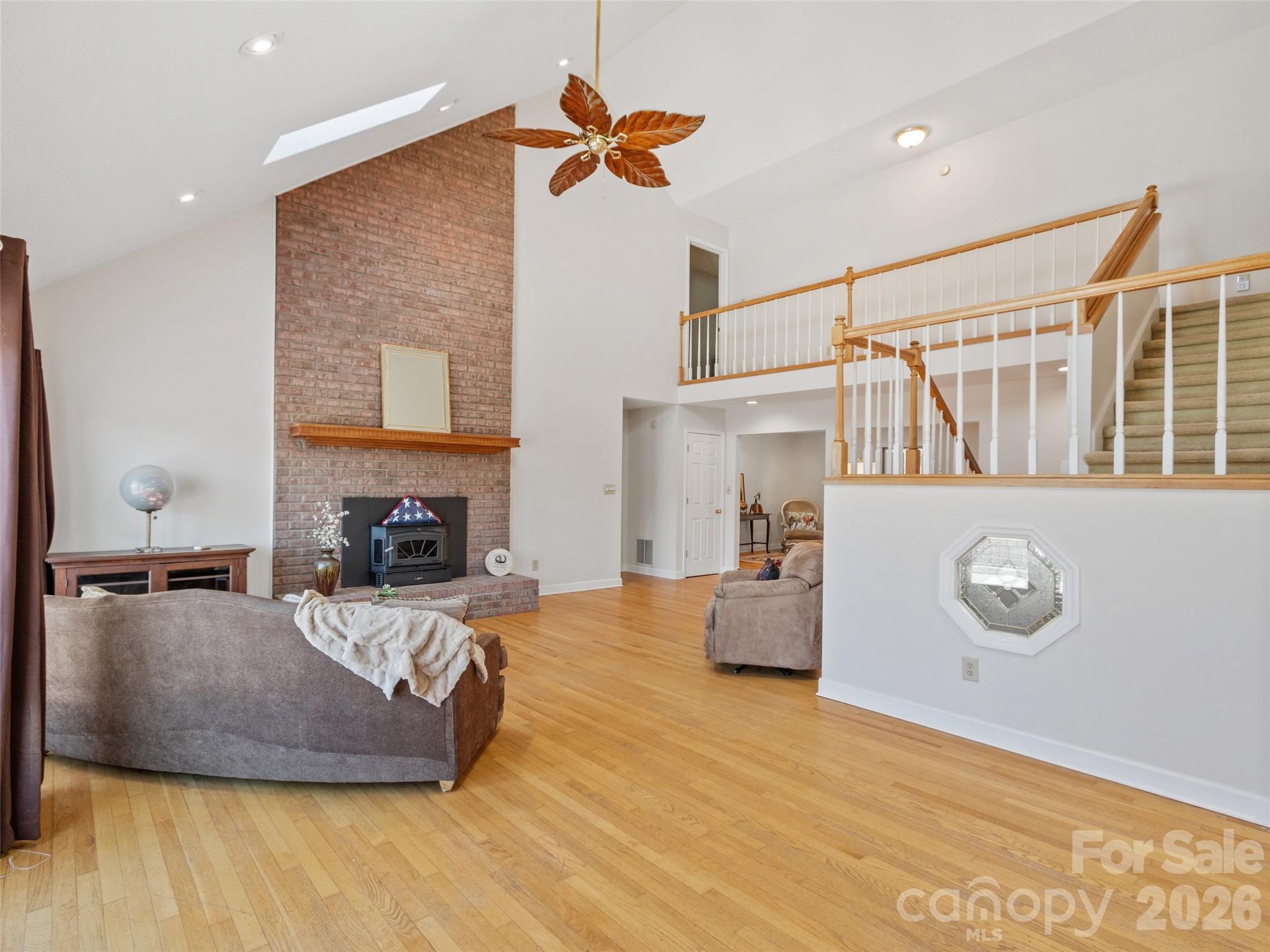 126 Hillcrest Drive — Barnardsville