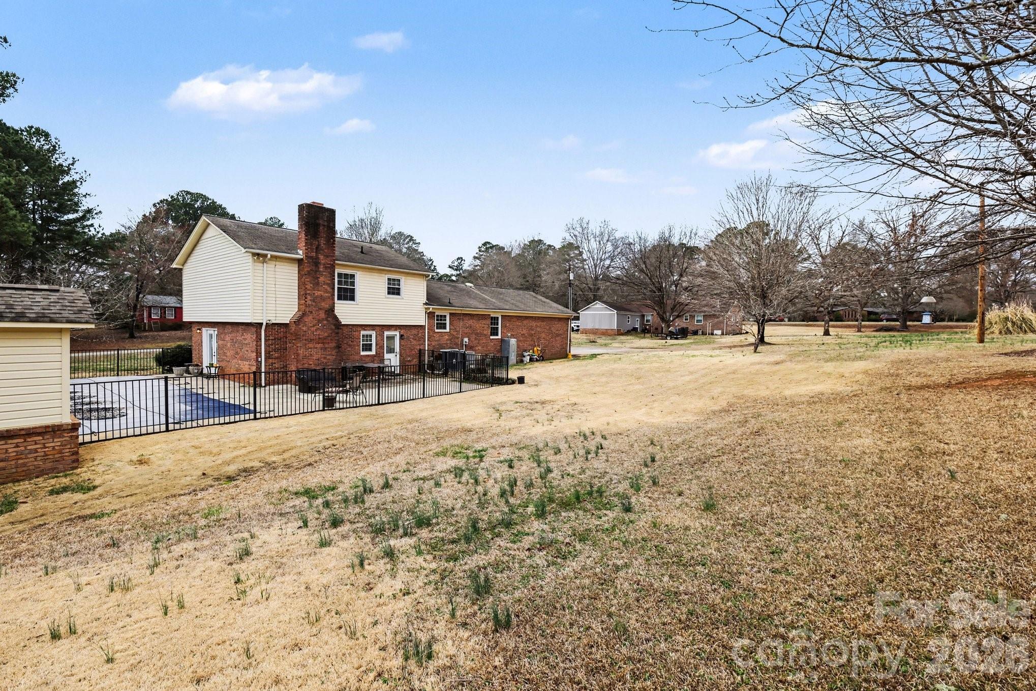 1223 Pinedale Road — Lancaster