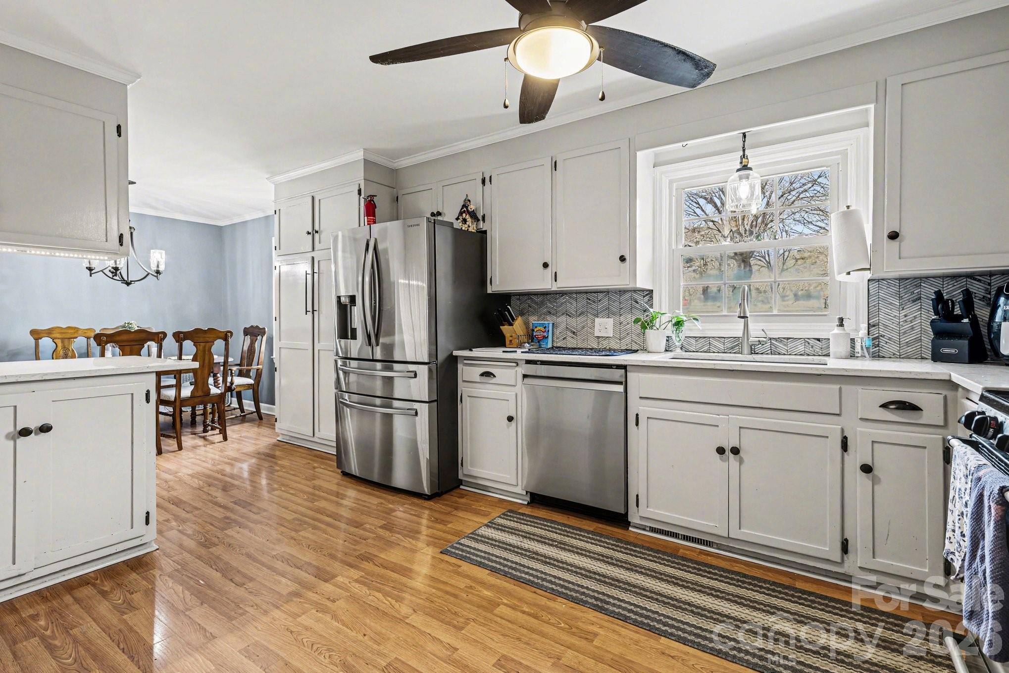1223 Pinedale Road — Lancaster