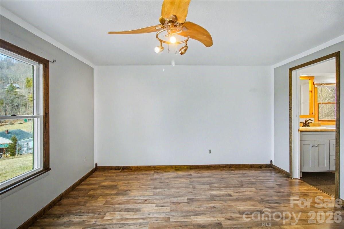 170 Styles Road — Burnsville