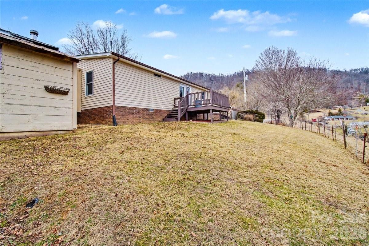 170 Styles Road — Burnsville
