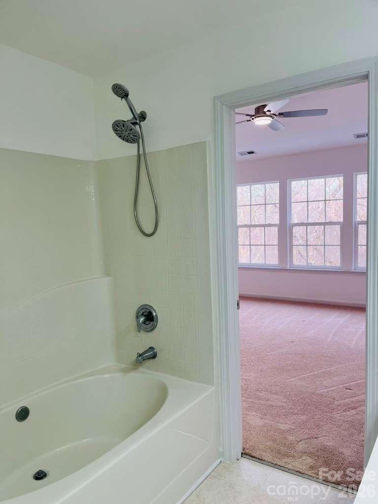 9341 Stawell Drive — Huntersville