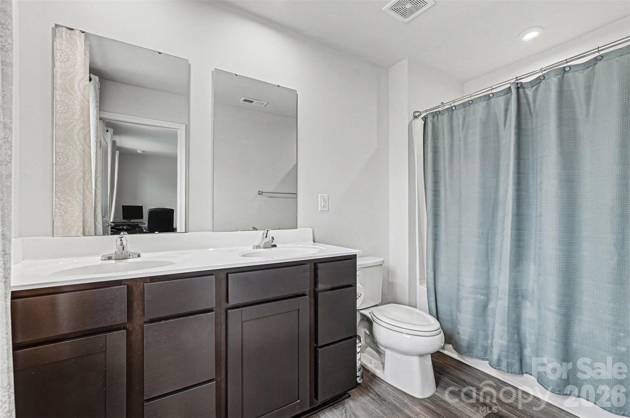 5141 Rustling Pines Court — Charlotte