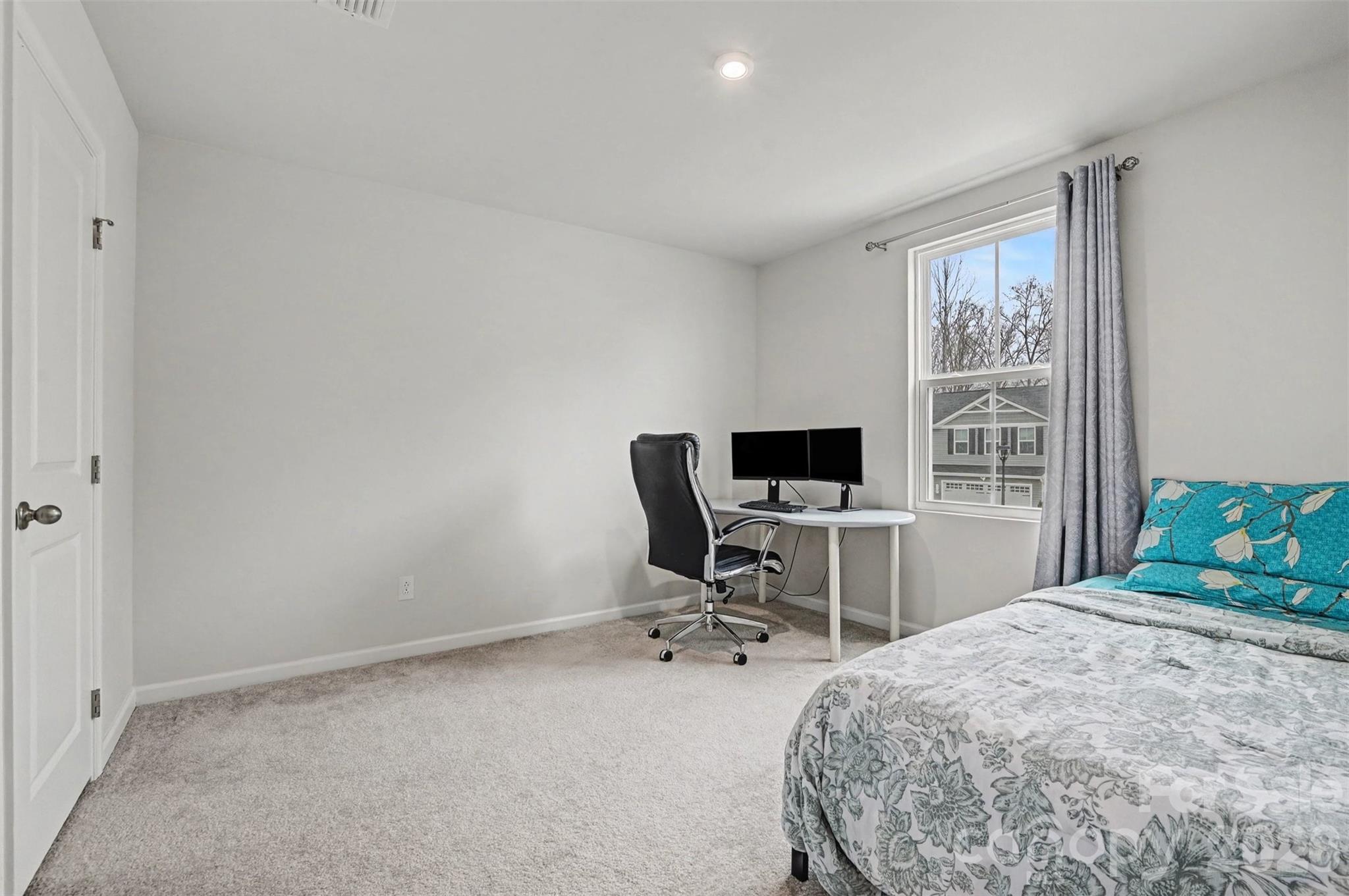 5141 Rustling Pines Court — Charlotte