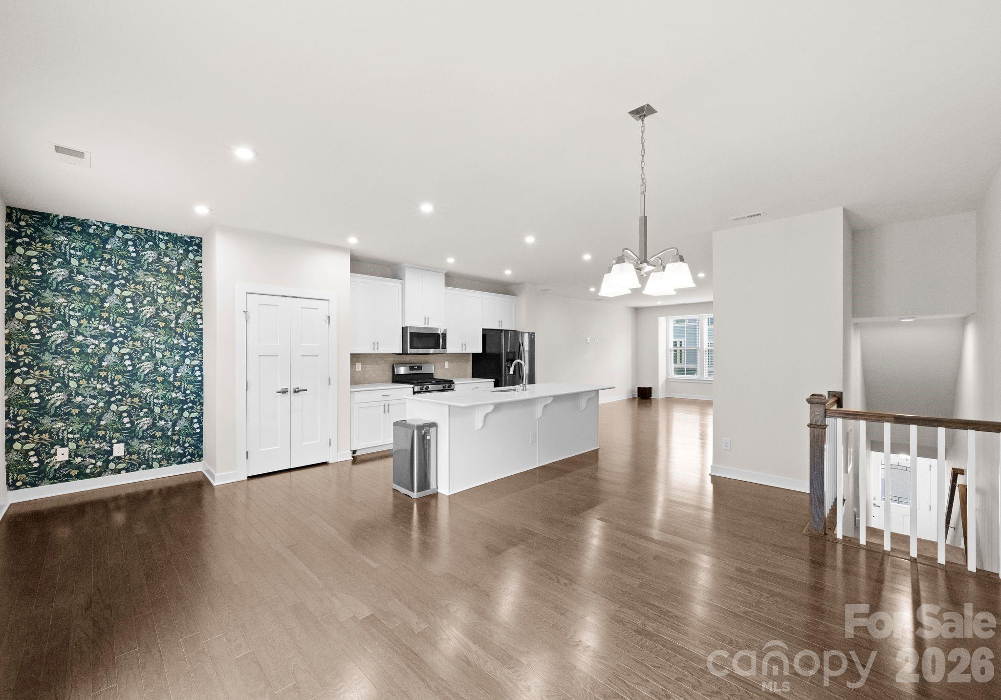 1835 Shumard Lane — Charlotte