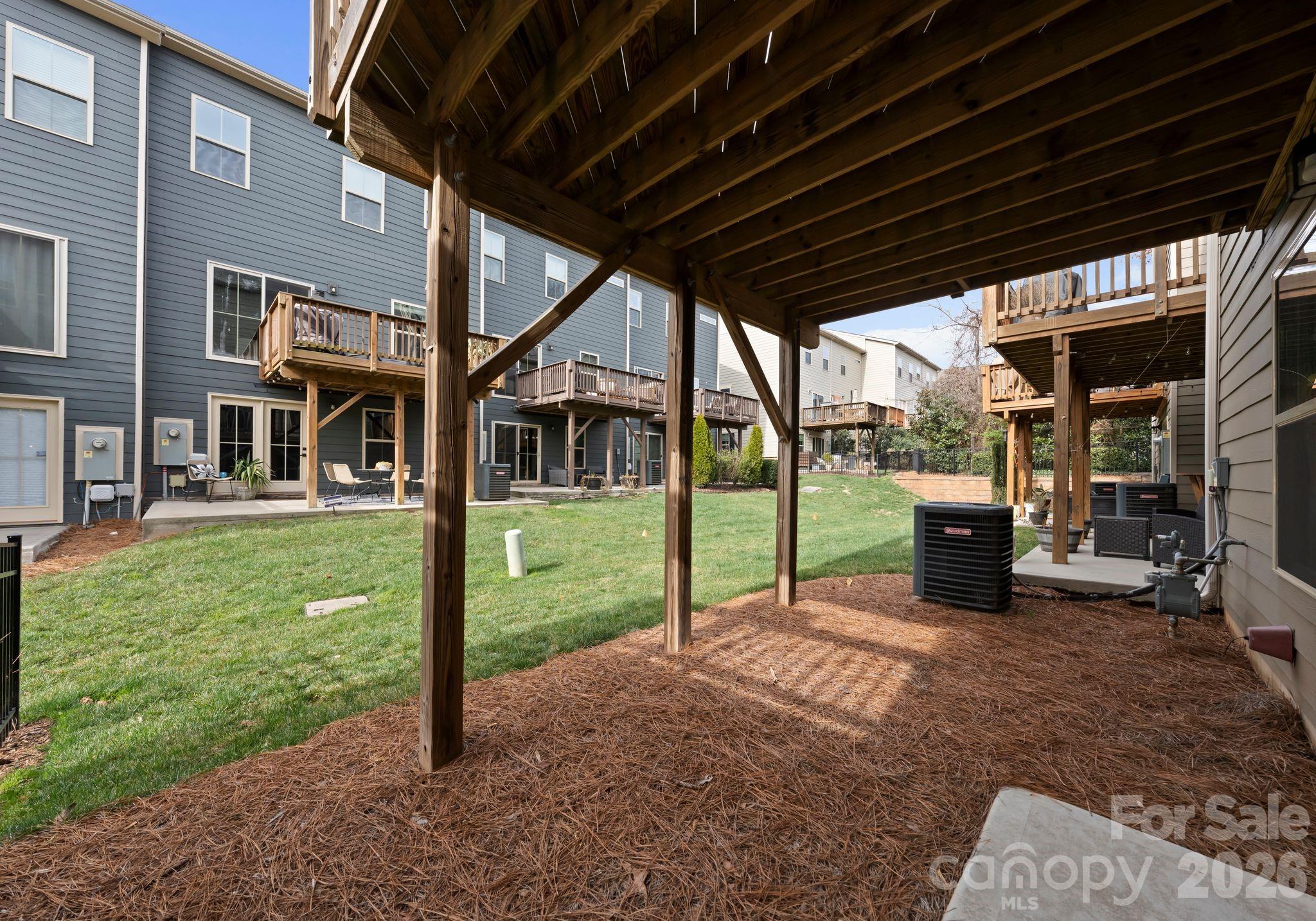 1835 Shumard Lane — Charlotte