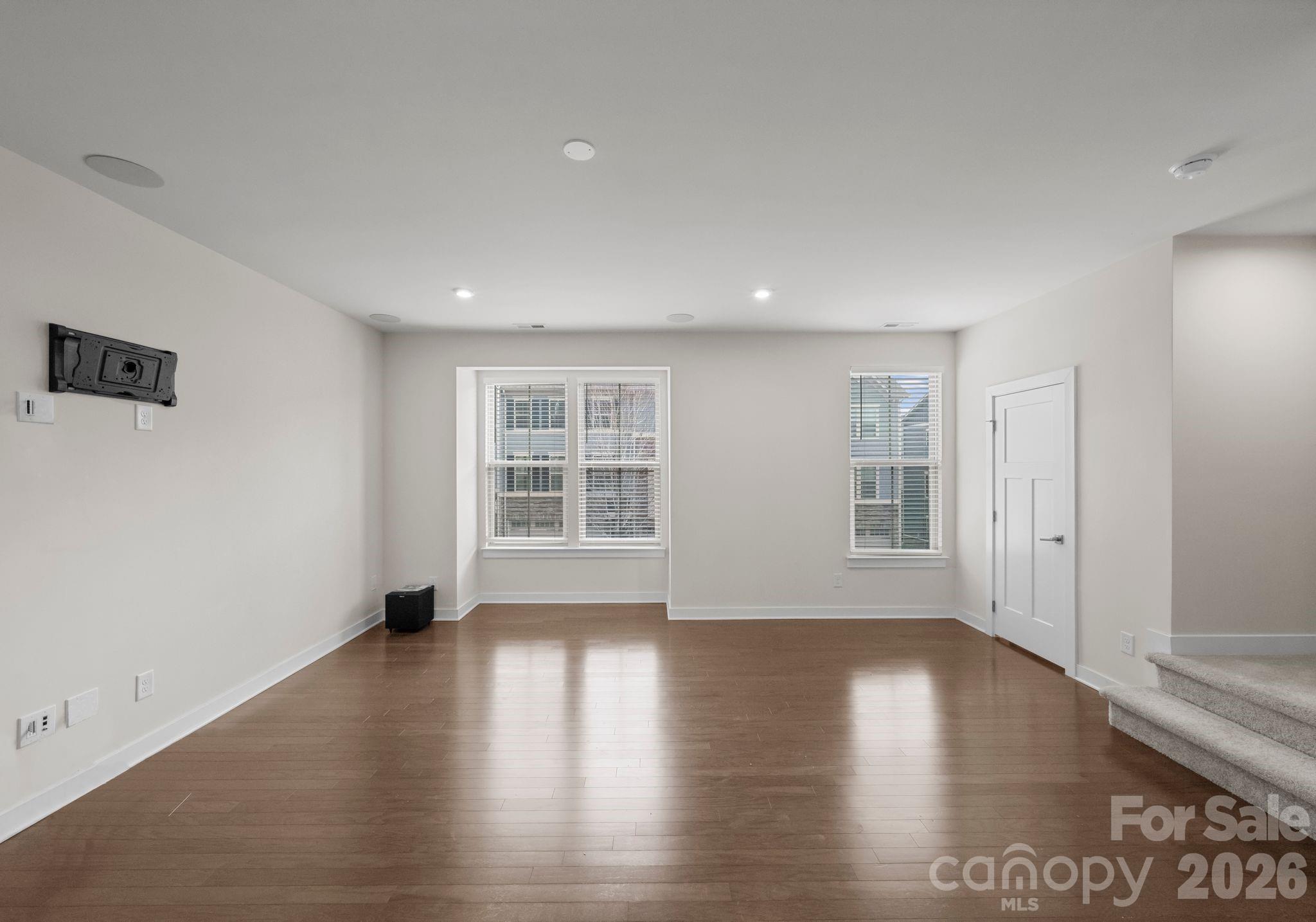 1835 Shumard Lane — Charlotte