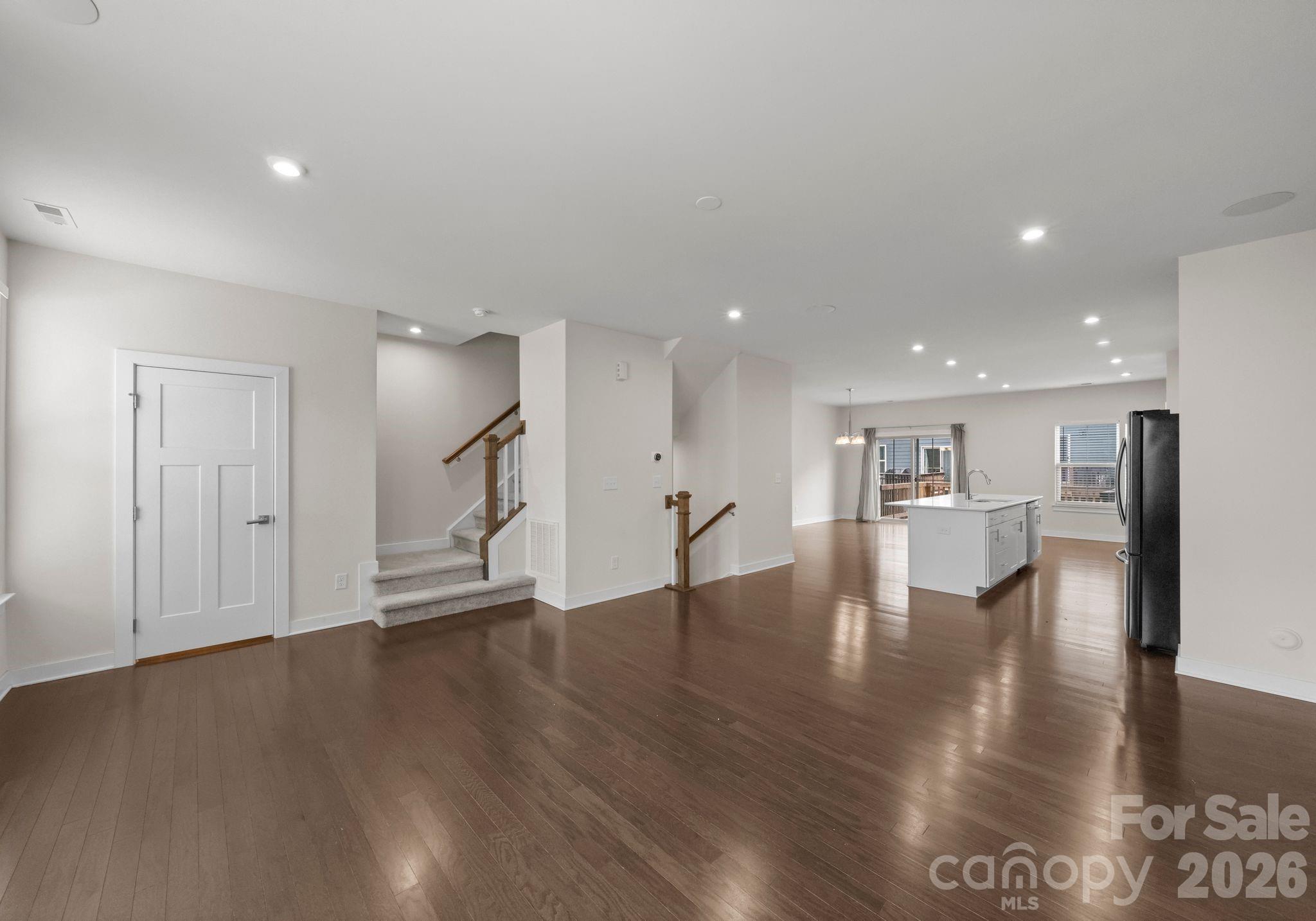 1835 Shumard Lane — Charlotte