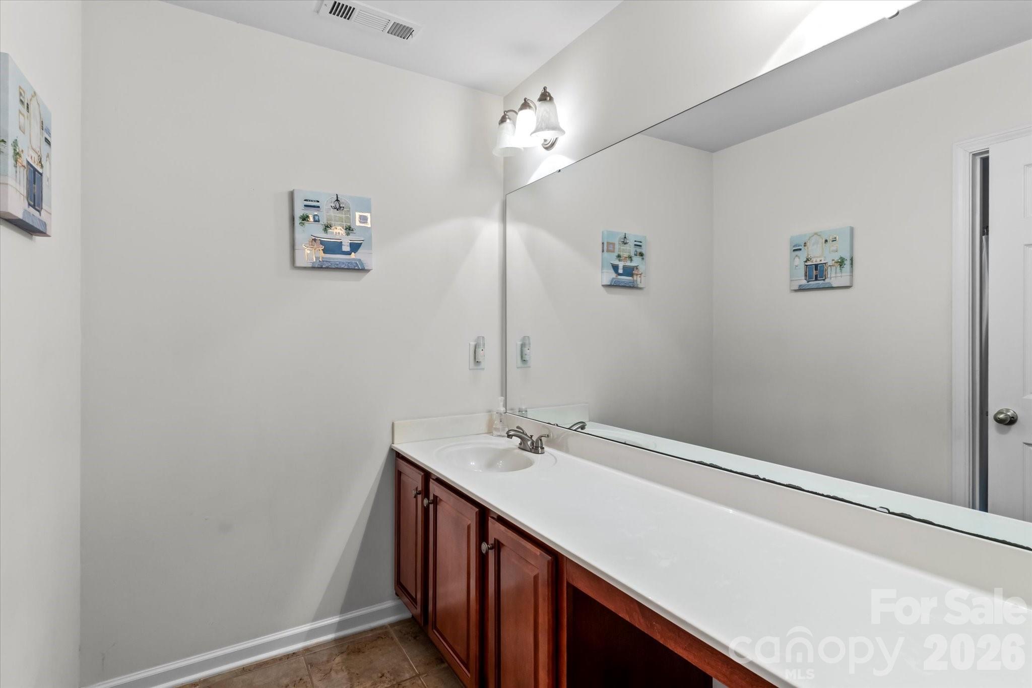 186 Autumn Frost Avenue — Statesville