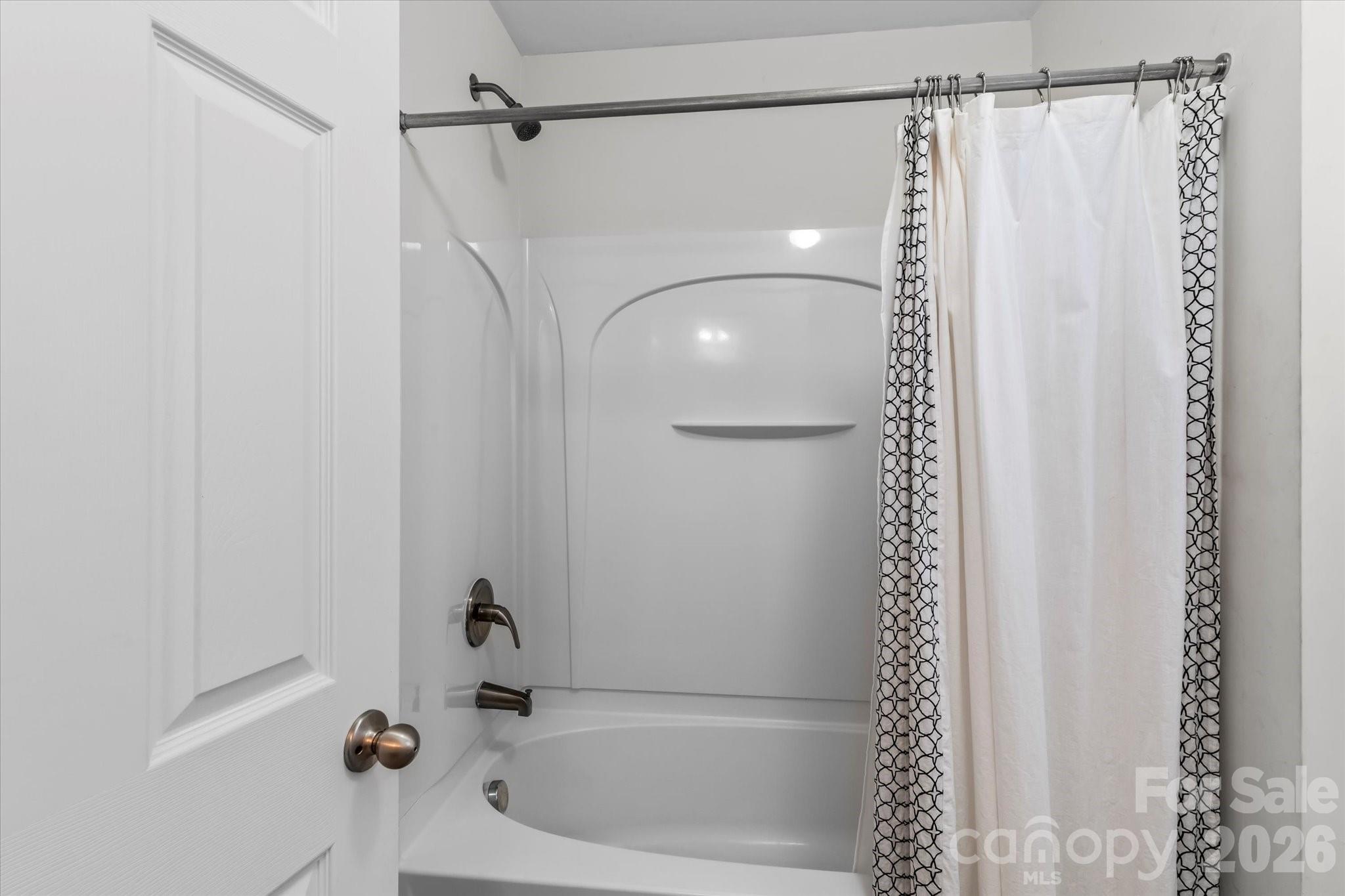 186 Autumn Frost Avenue — Statesville