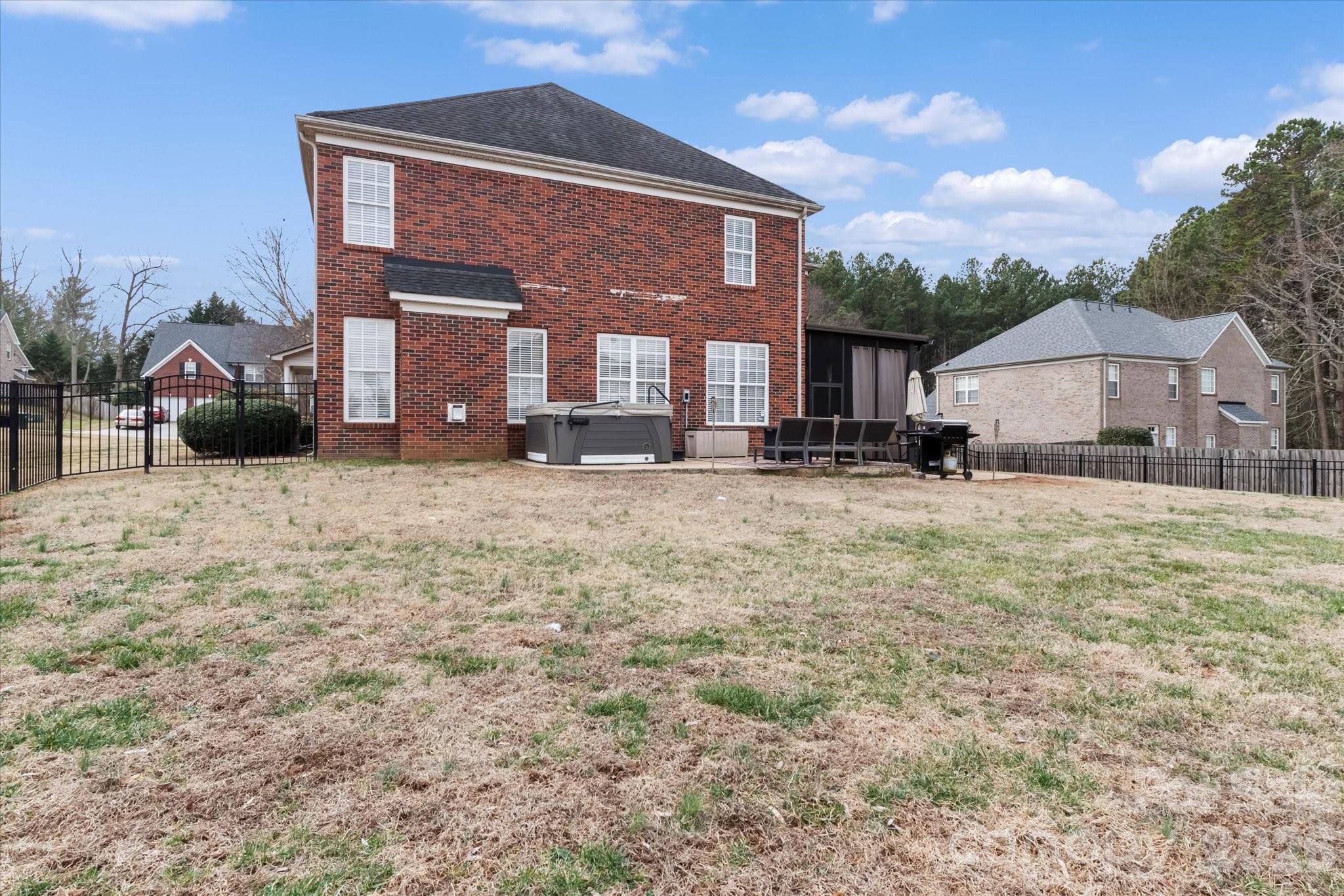 186 Autumn Frost Avenue — Statesville