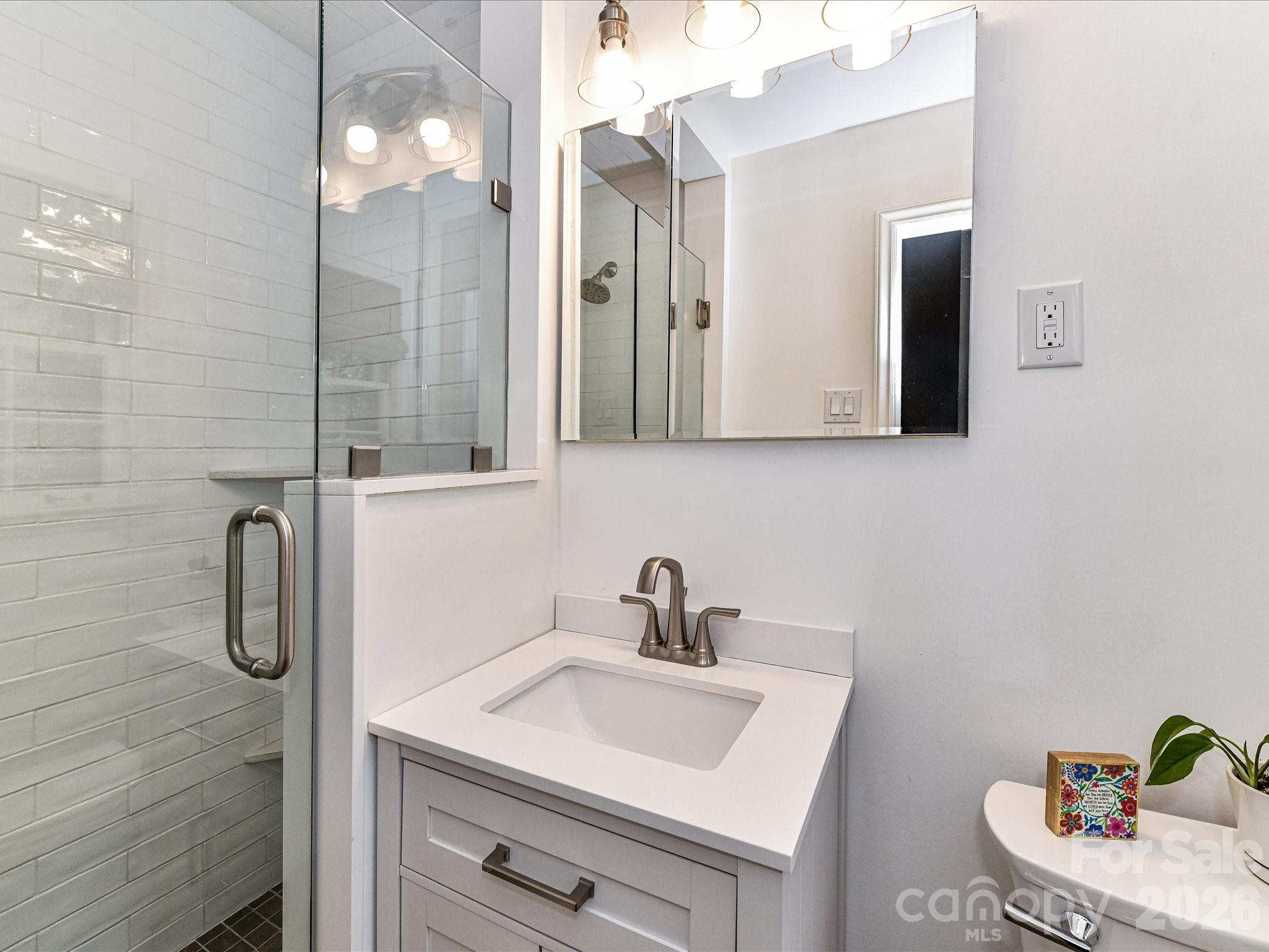 2401 Wensley Drive — Charlotte