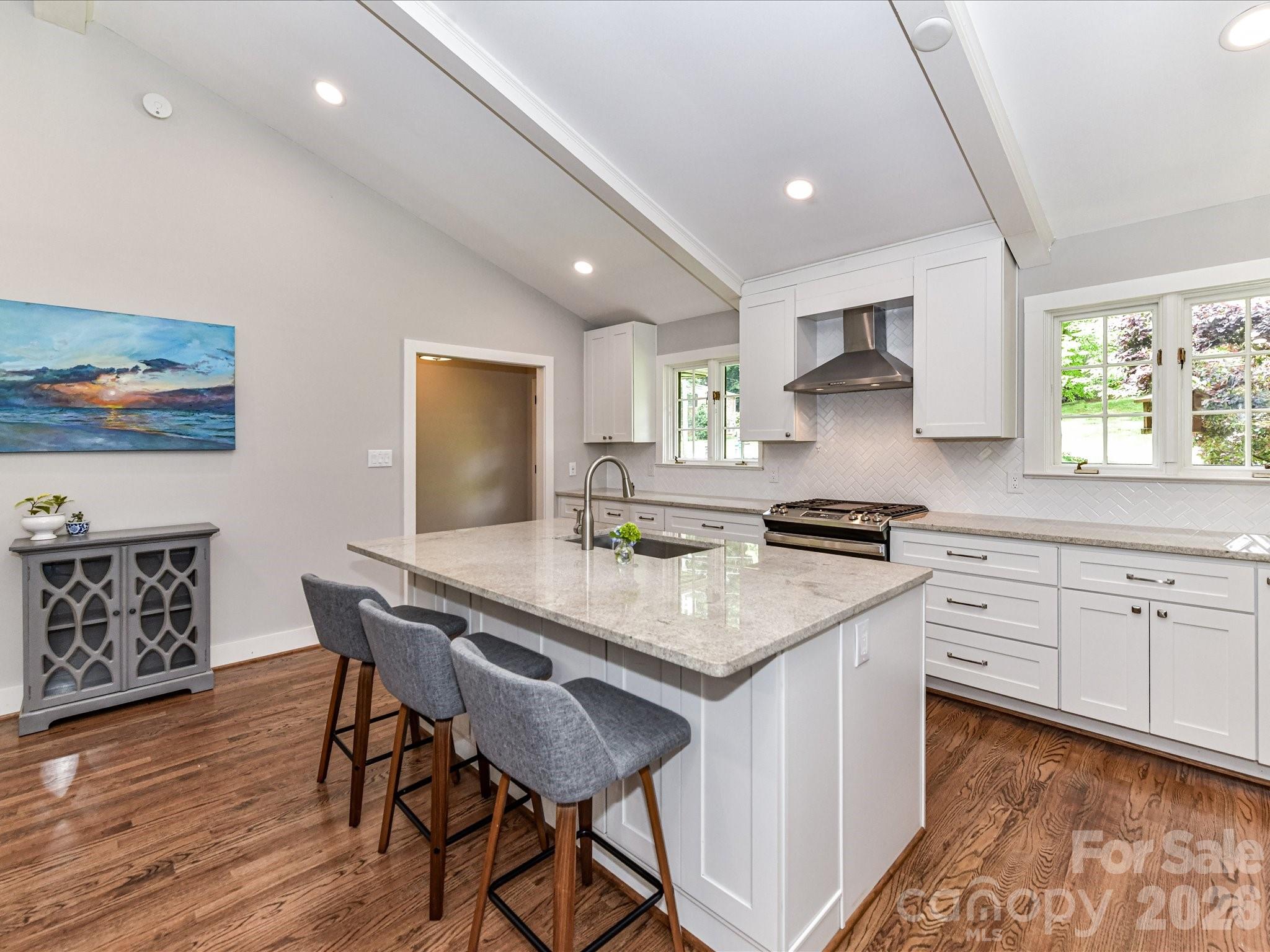 2401 Wensley Drive — Charlotte