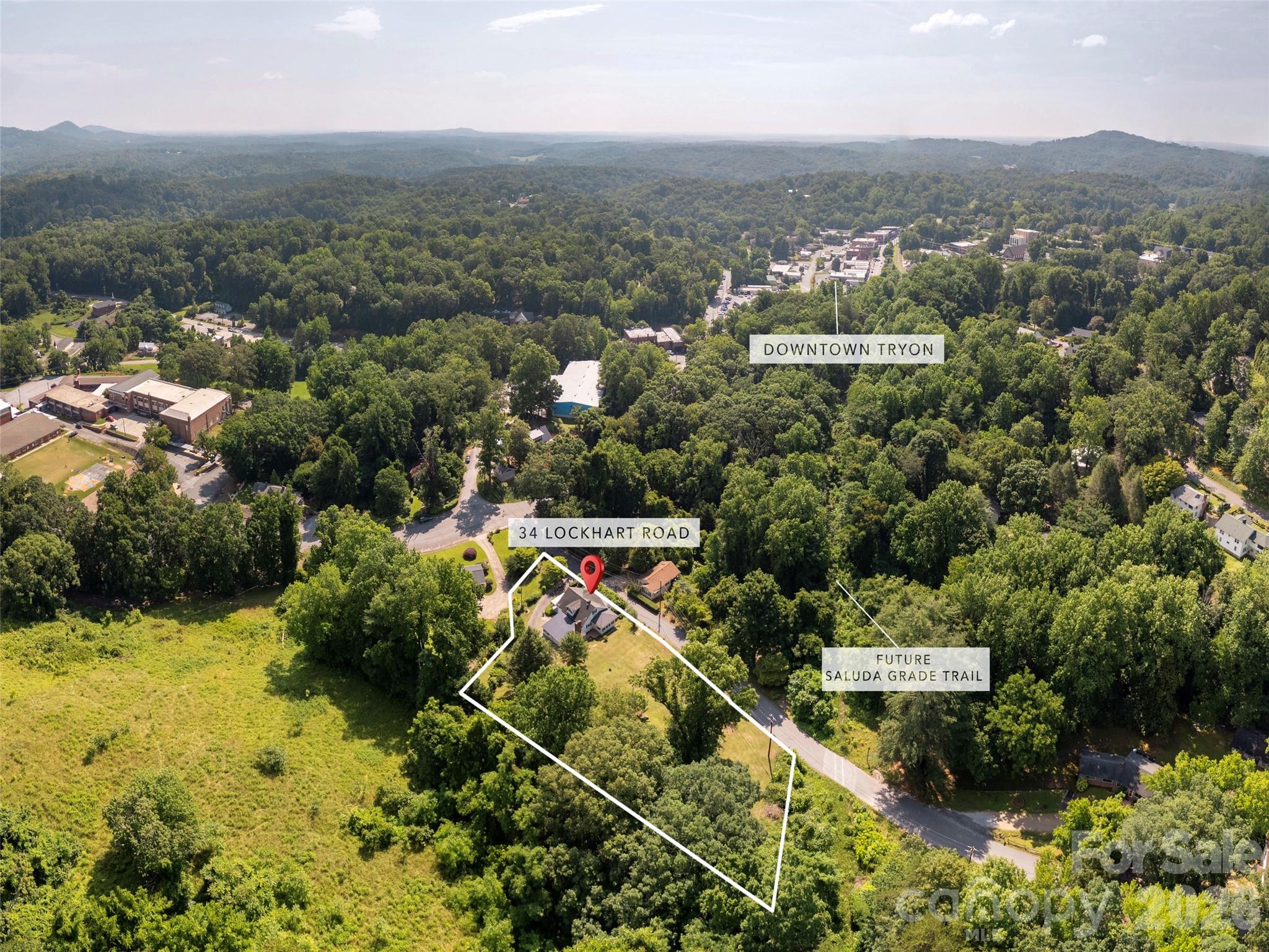 34 Lockhart Road — Tryon