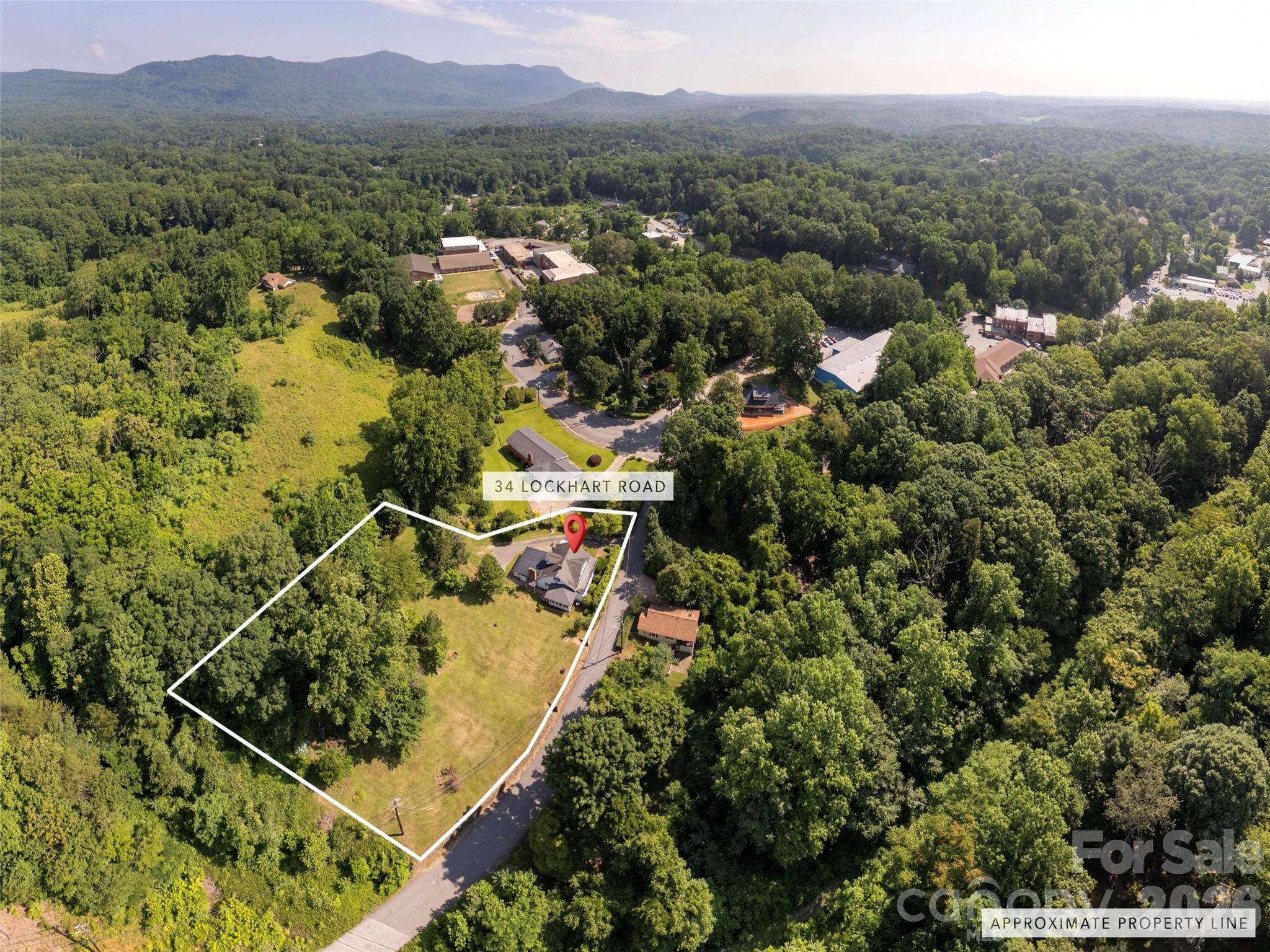 34 Lockhart Road — Tryon