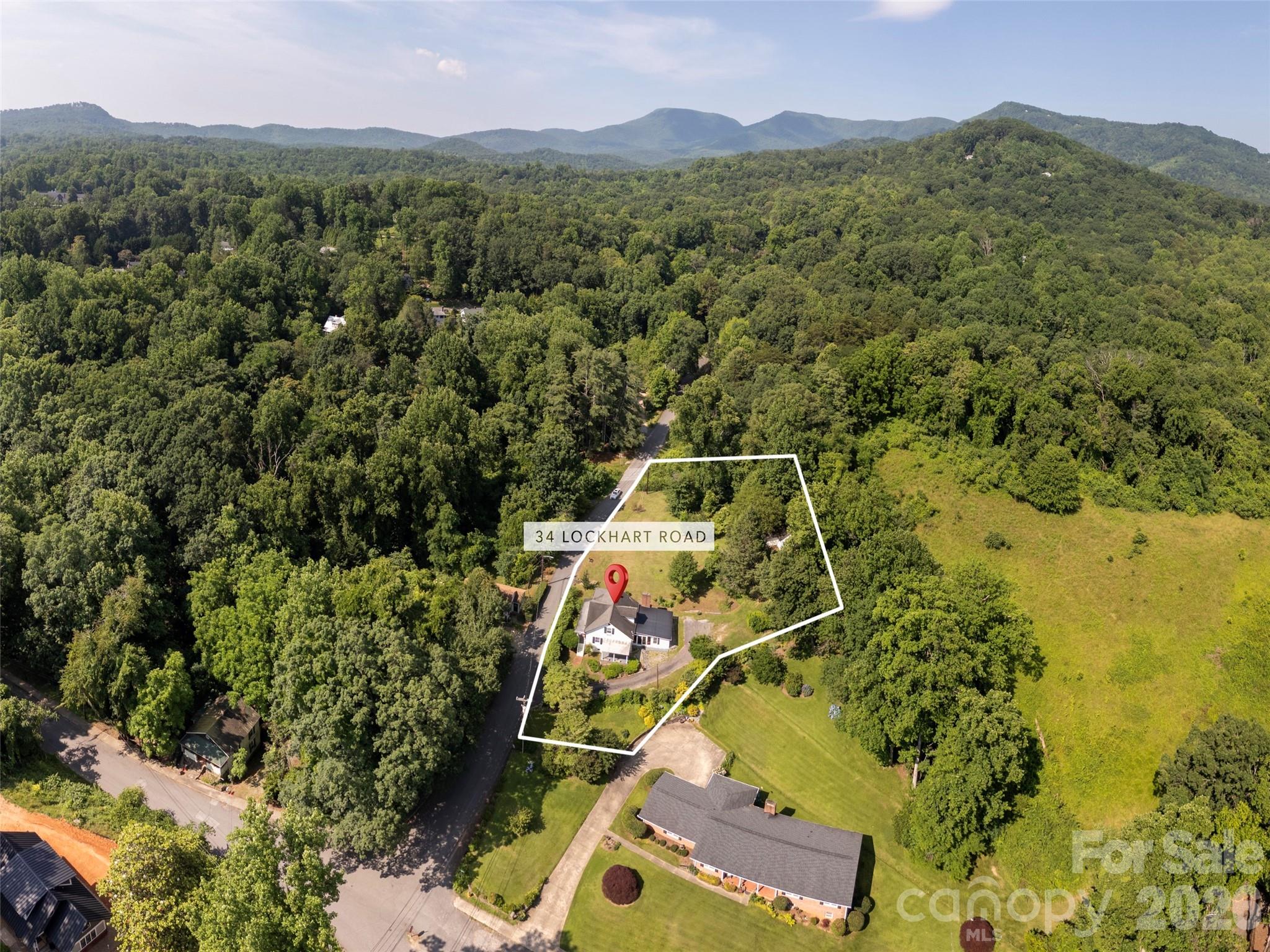 34 Lockhart Road — Tryon