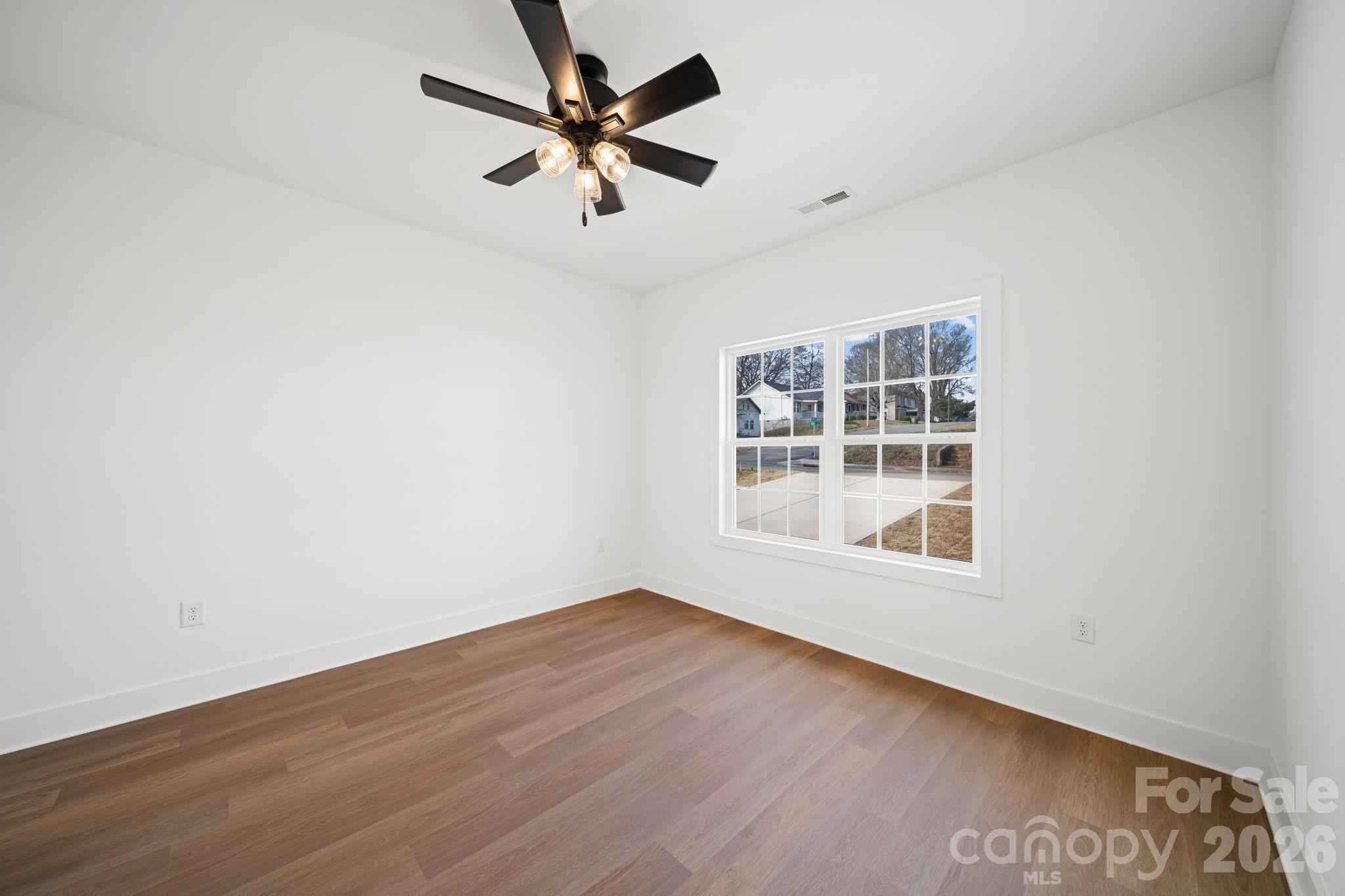 412 S Hill Street — Gastonia