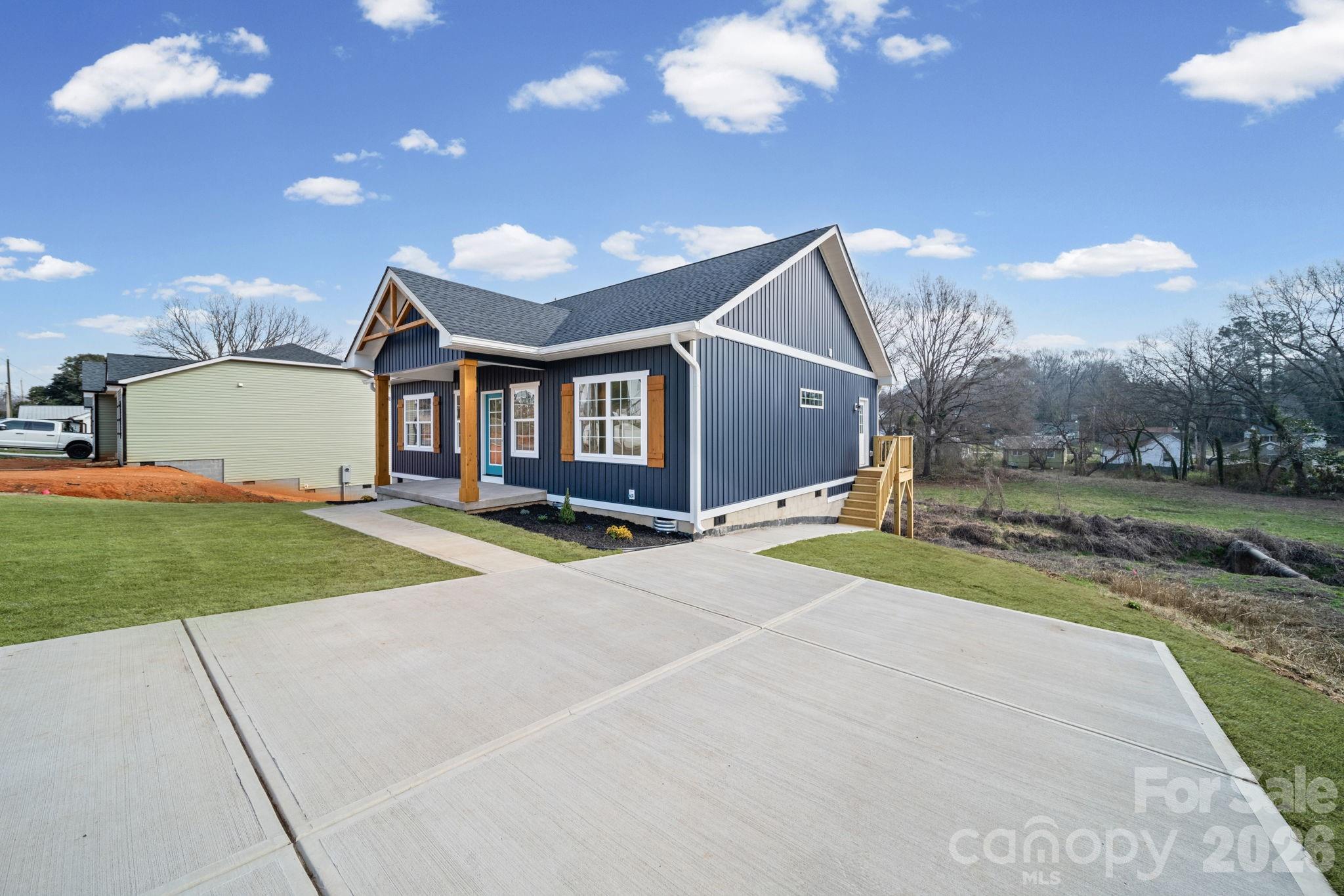 412 S Hill Street — Gastonia