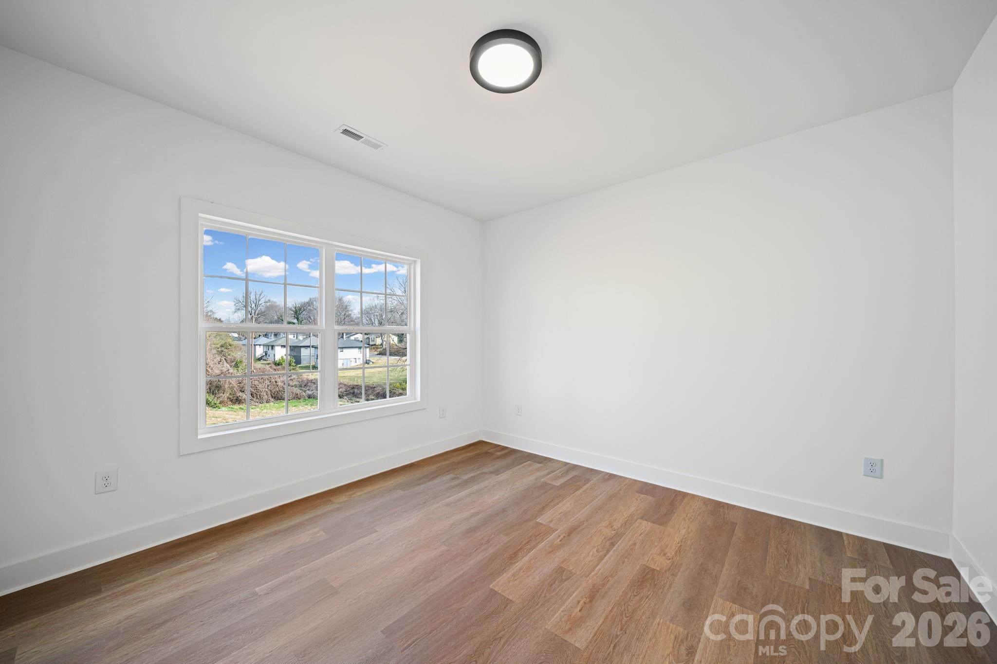 412 S Hill Street — Gastonia