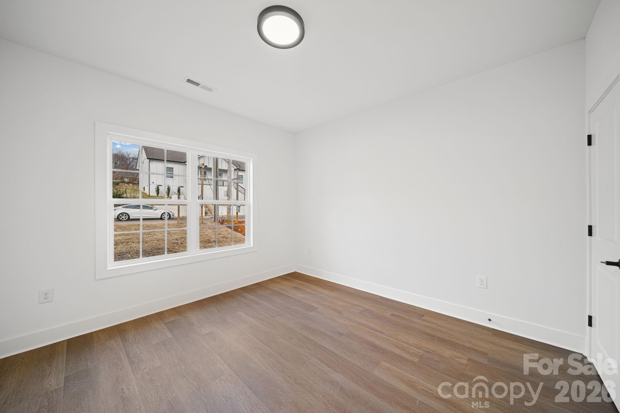 412 S Hill Street — Gastonia
