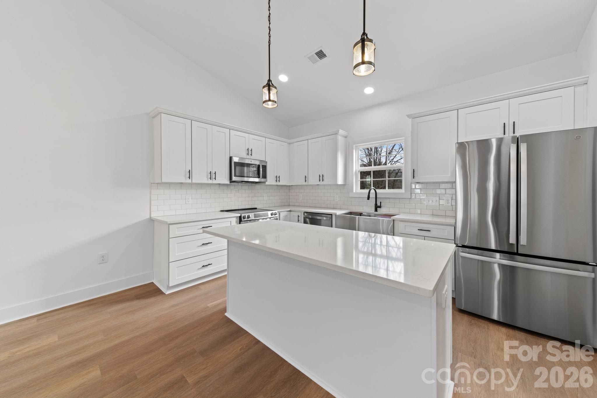 412 S Hill Street — Gastonia