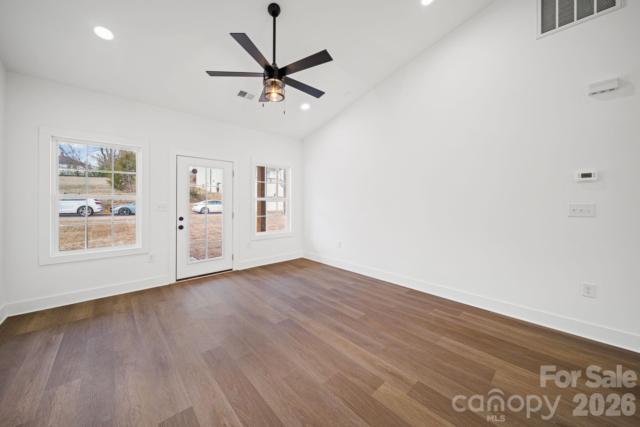 412 S Hill Street — Gastonia