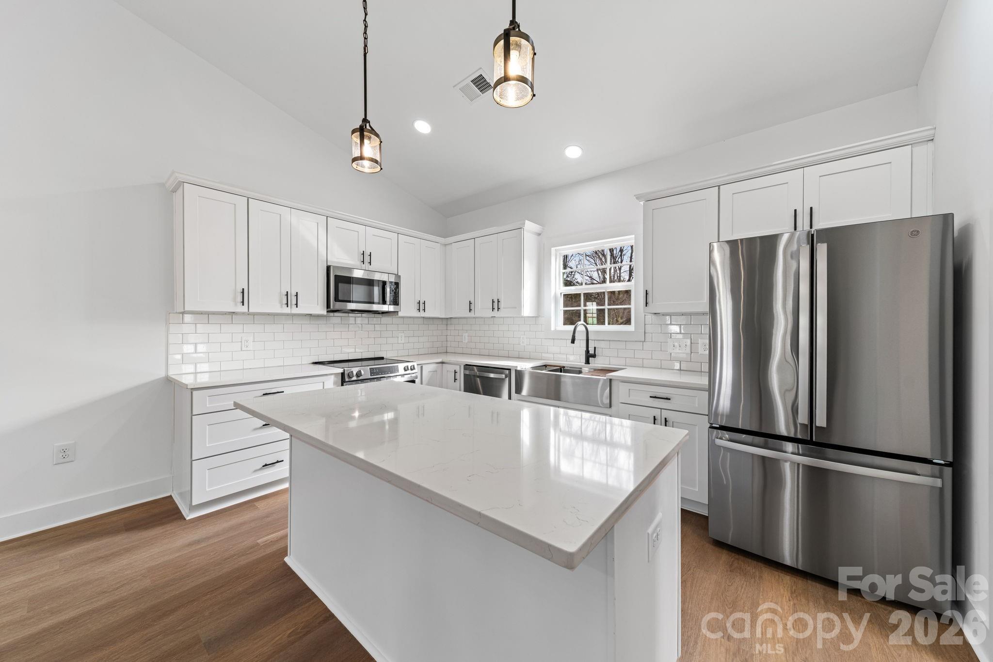 412 S Hill Street — Gastonia
