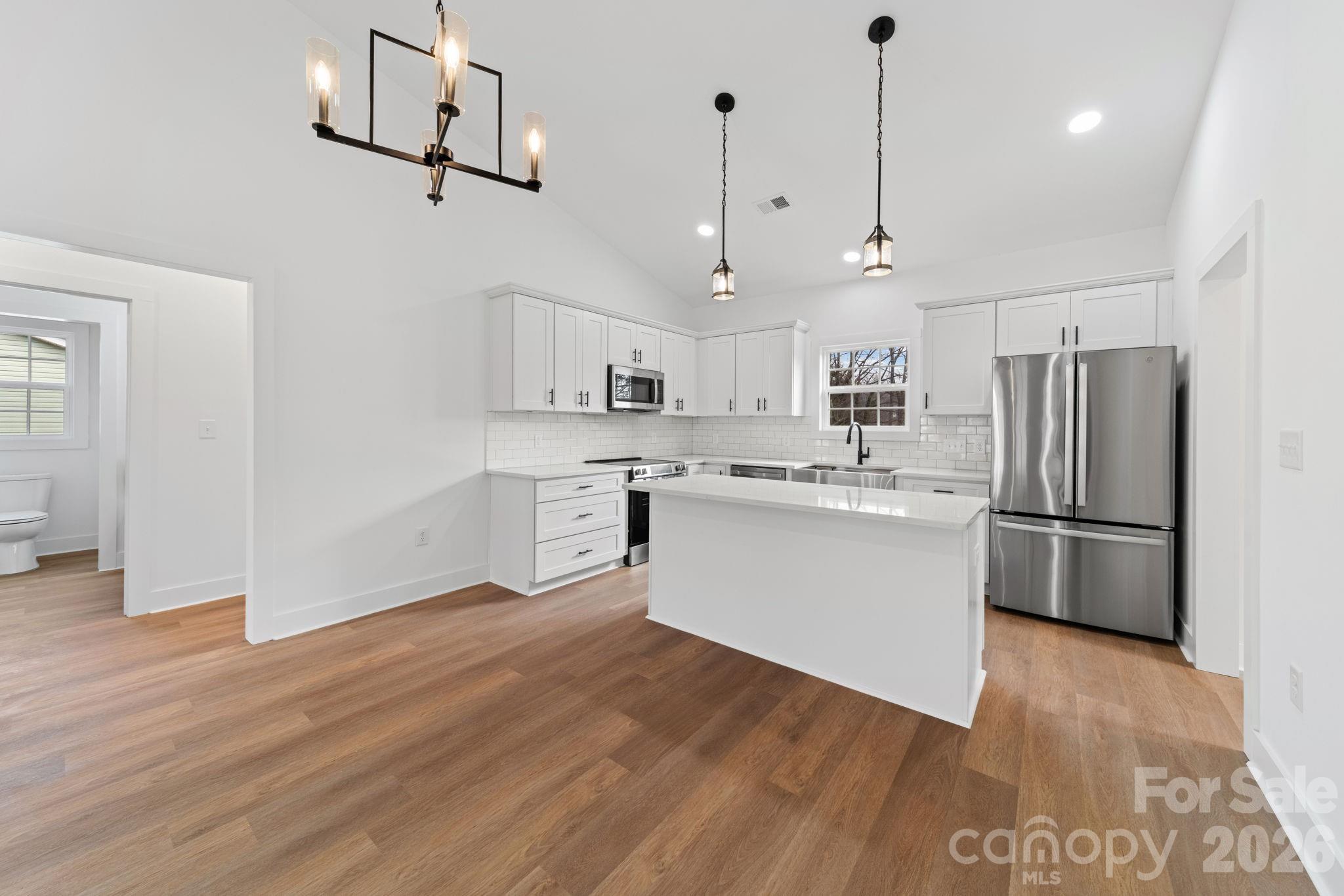 412 S Hill Street — Gastonia