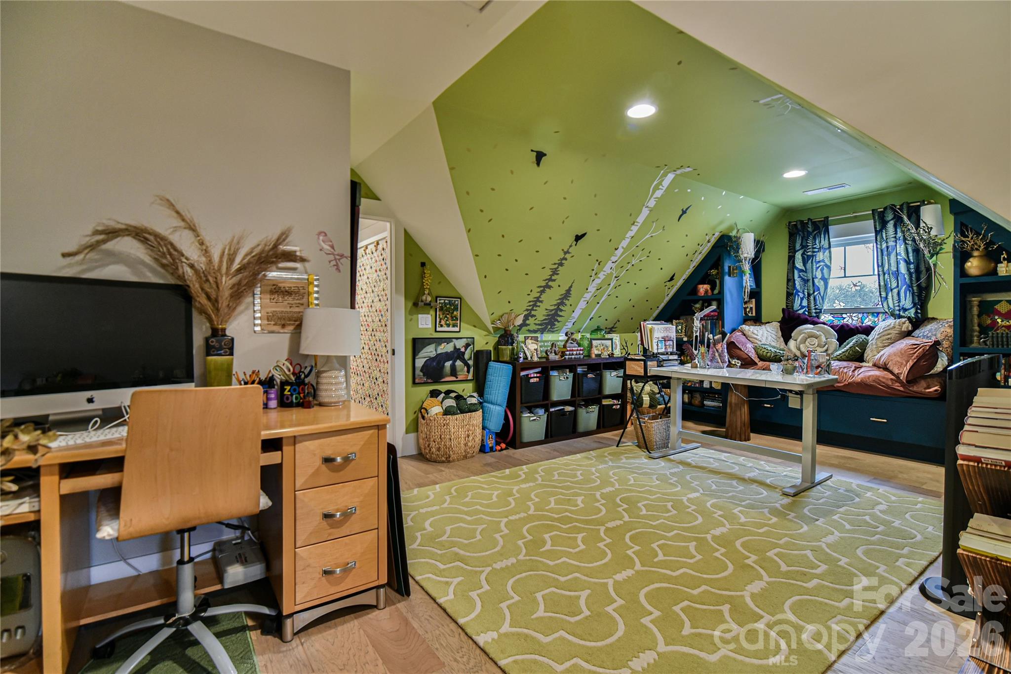 138 Mavrick Drive — Mills River