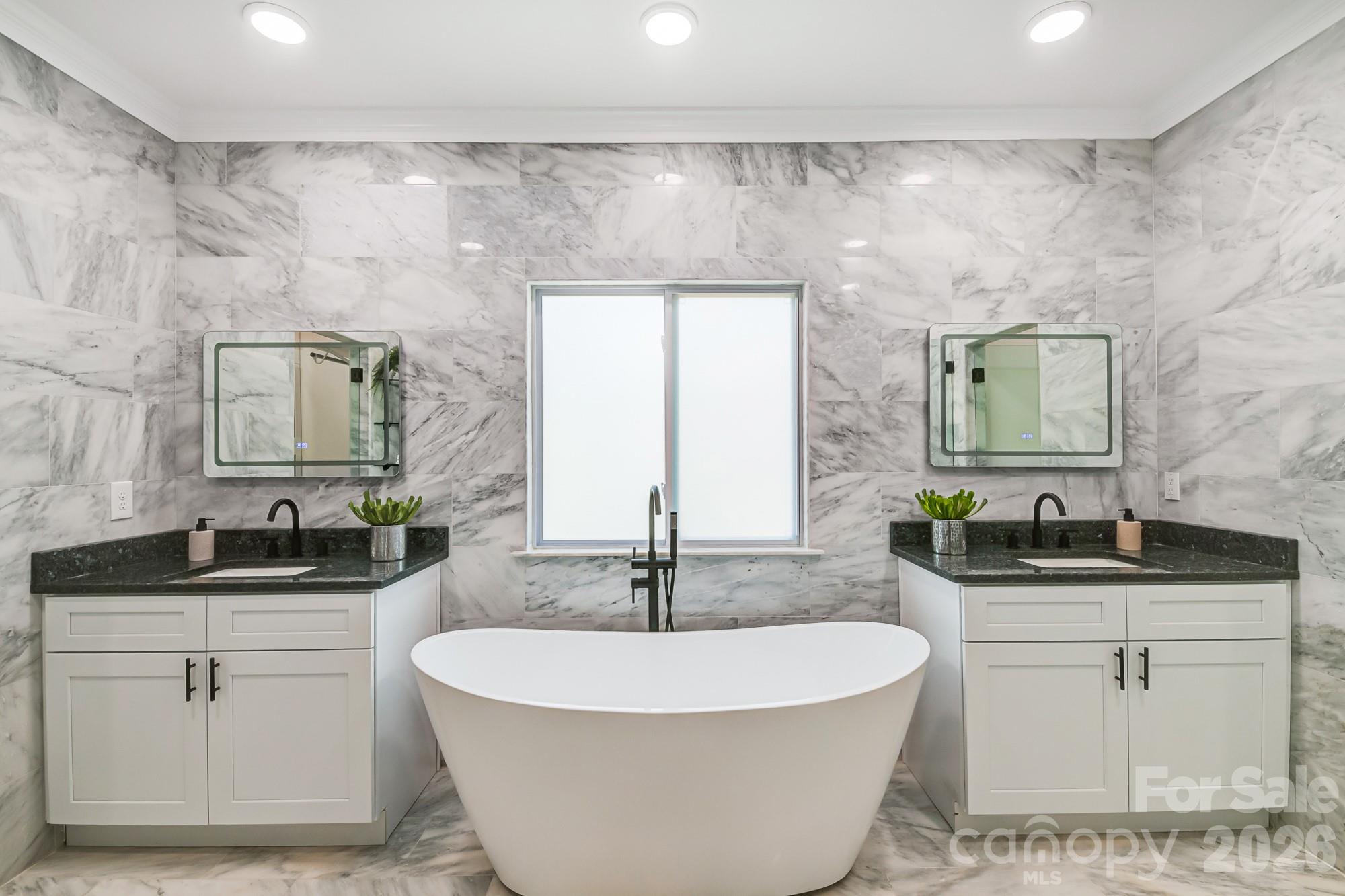8707 Fairview Road — Charlotte