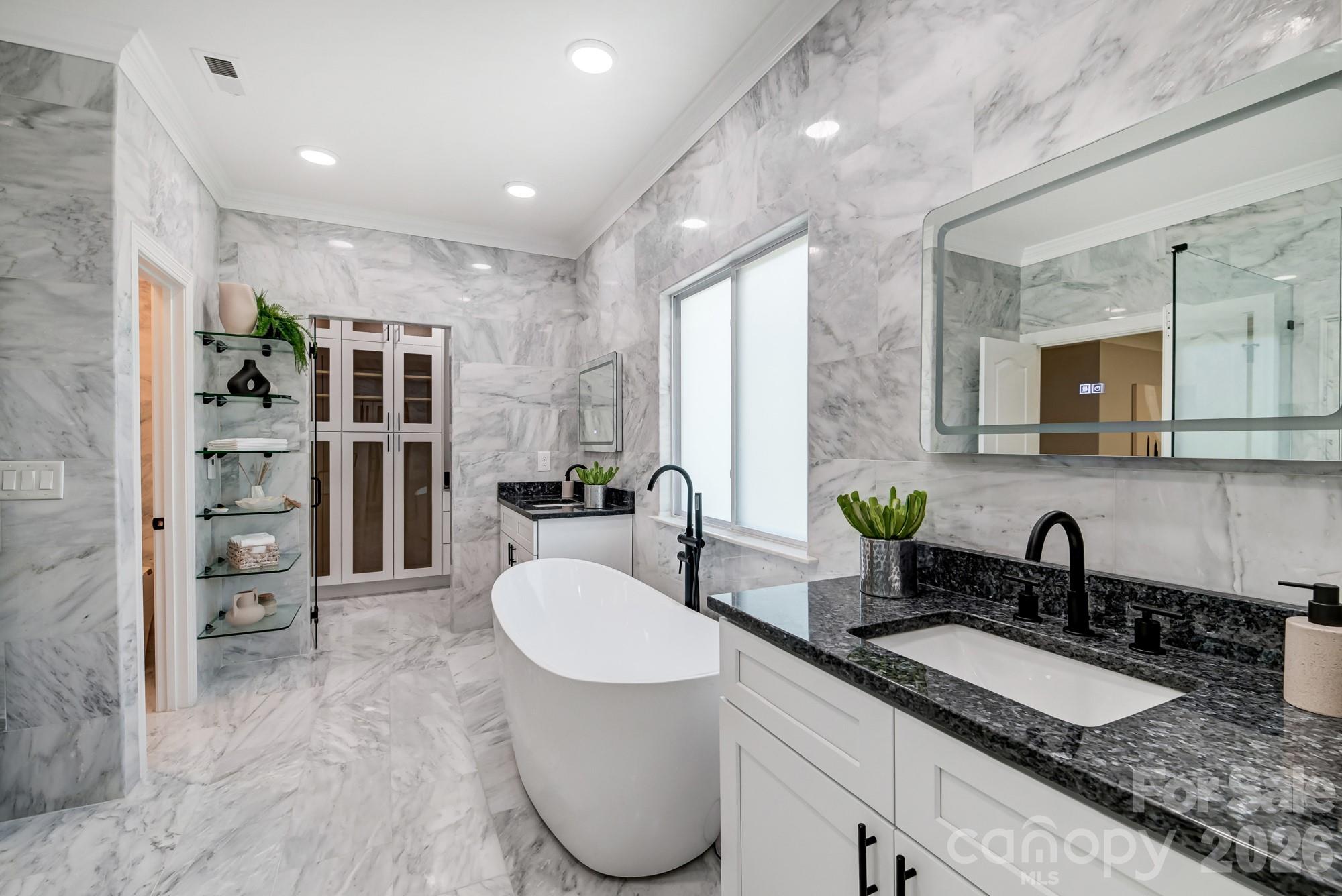 8707 Fairview Road — Charlotte