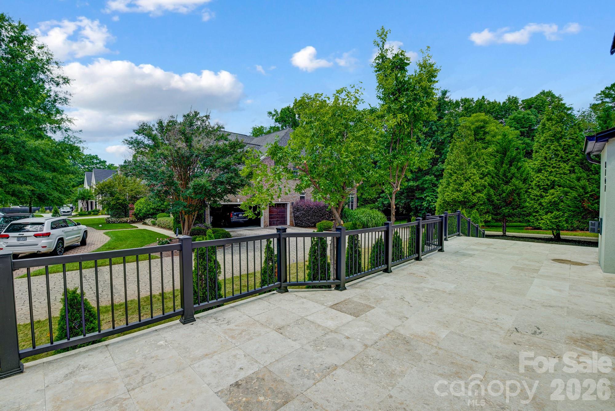 8707 Fairview Road — Charlotte