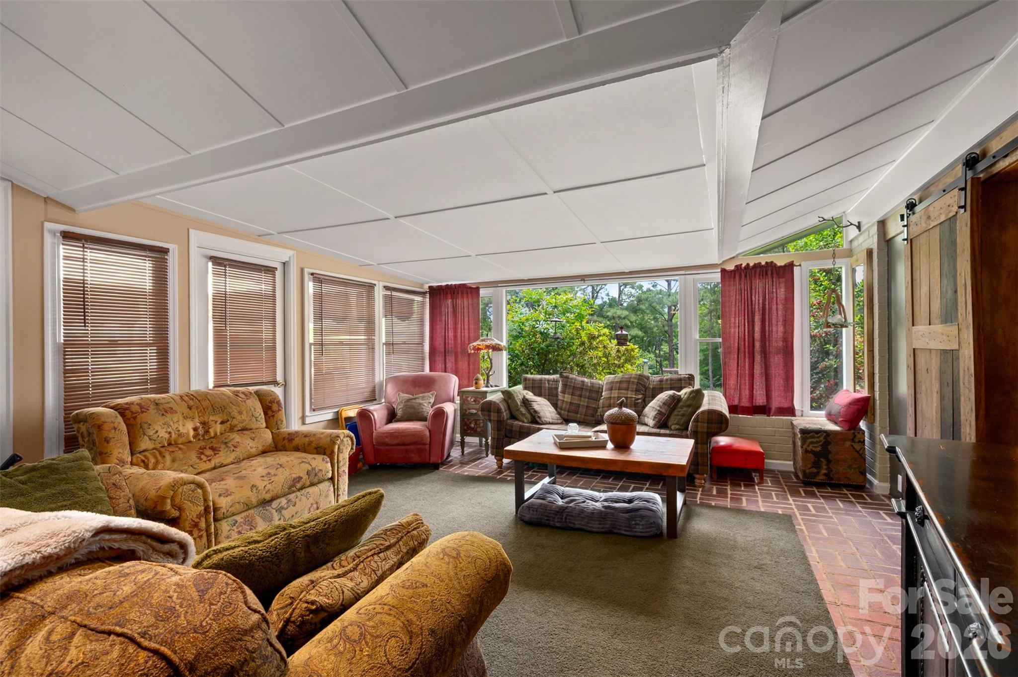 64 Persimmon Hill Drive — Columbus