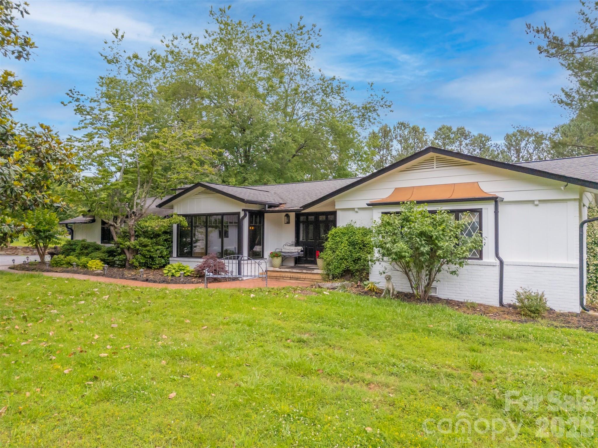 64 Persimmon Hill Drive — Columbus