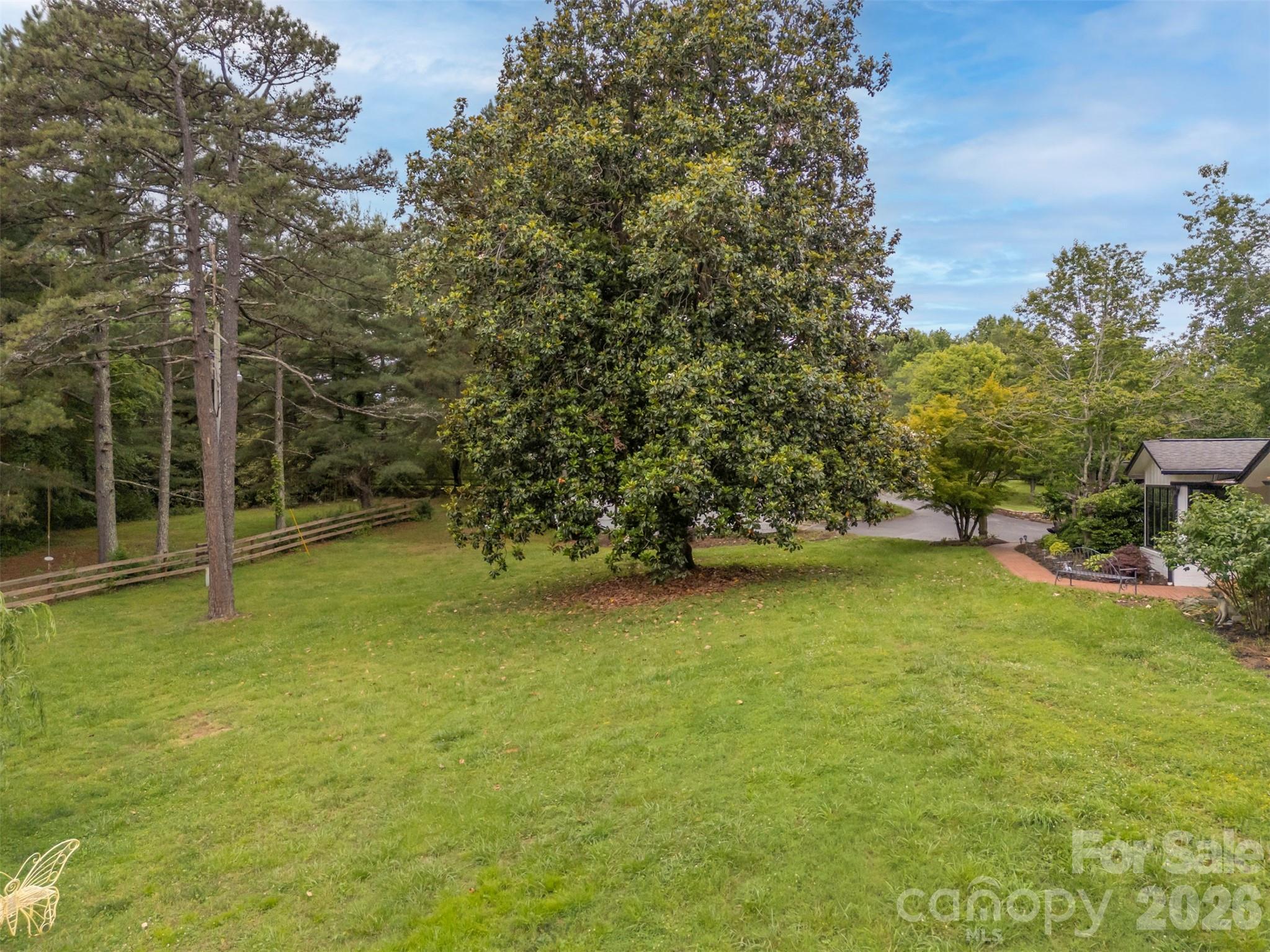 64 Persimmon Hill Drive — Columbus