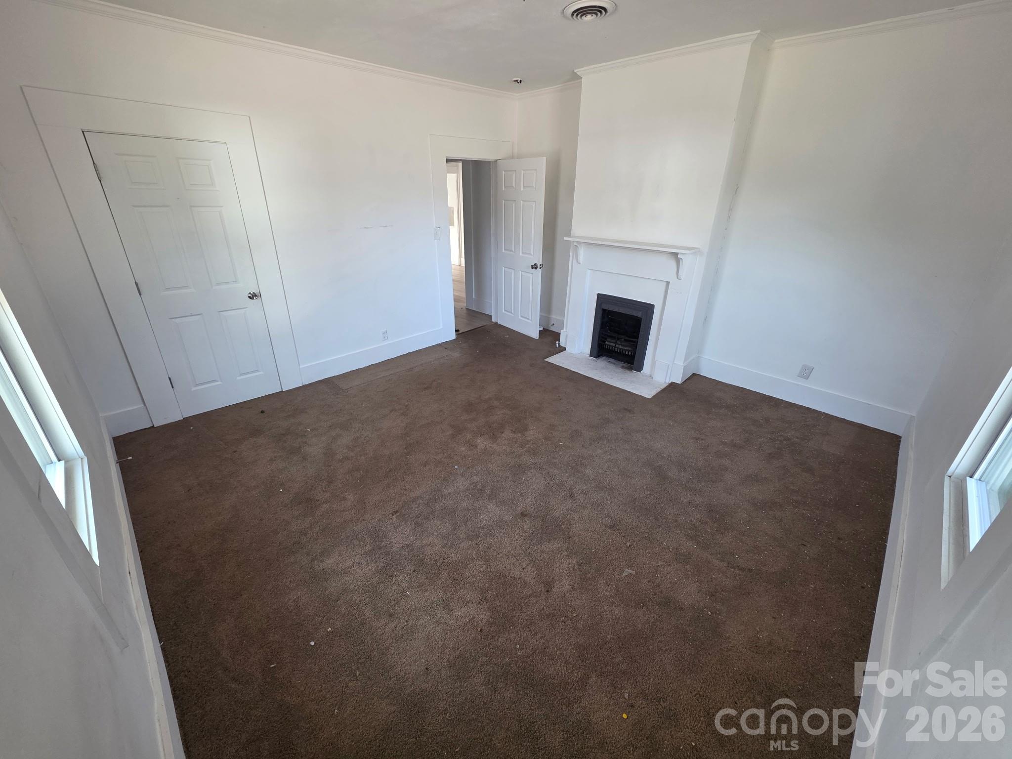 572 2nd Street — Chester