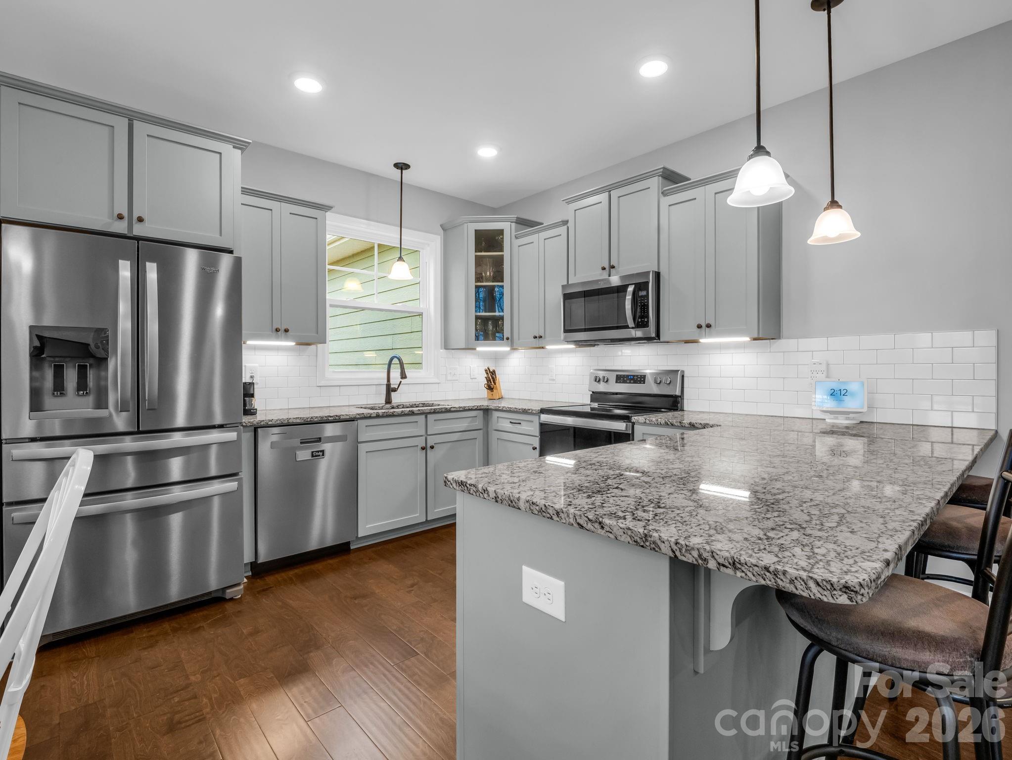 631 Mountain Parkway — Mill Spring