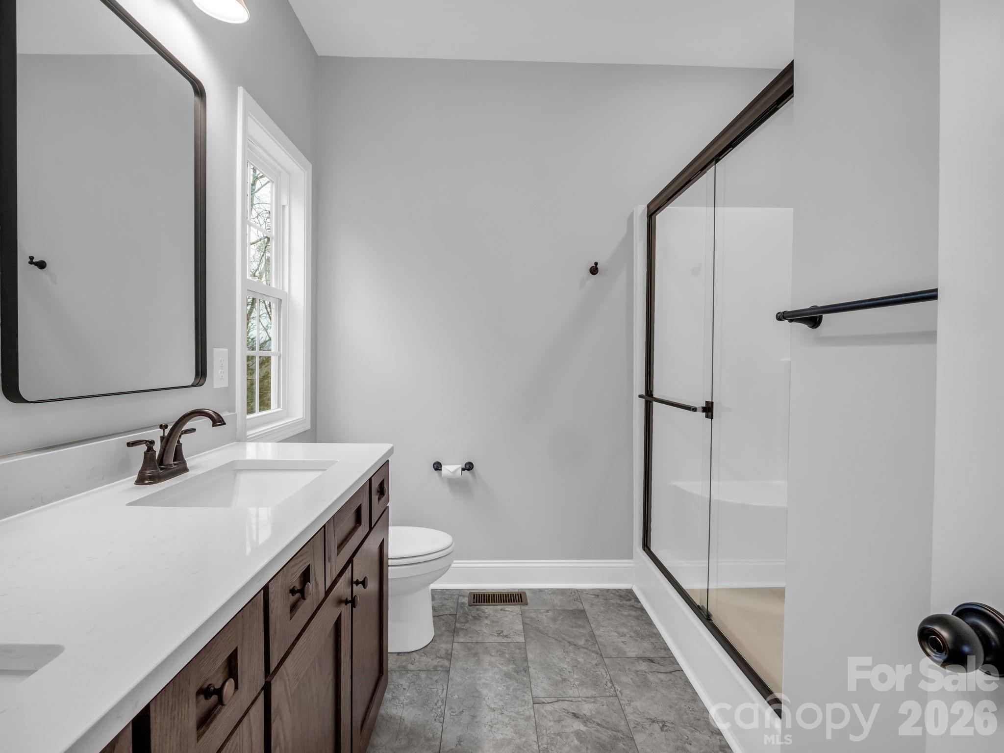 631 Mountain Parkway — Mill Spring